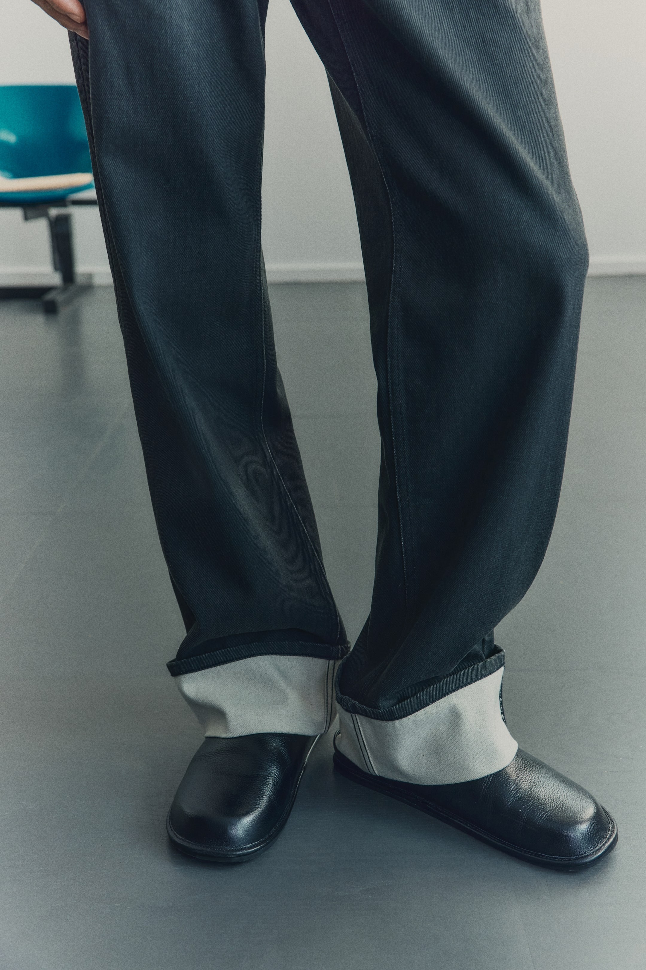 View larger image: Straight Regular Jeans - Black - Men | H&M US 3