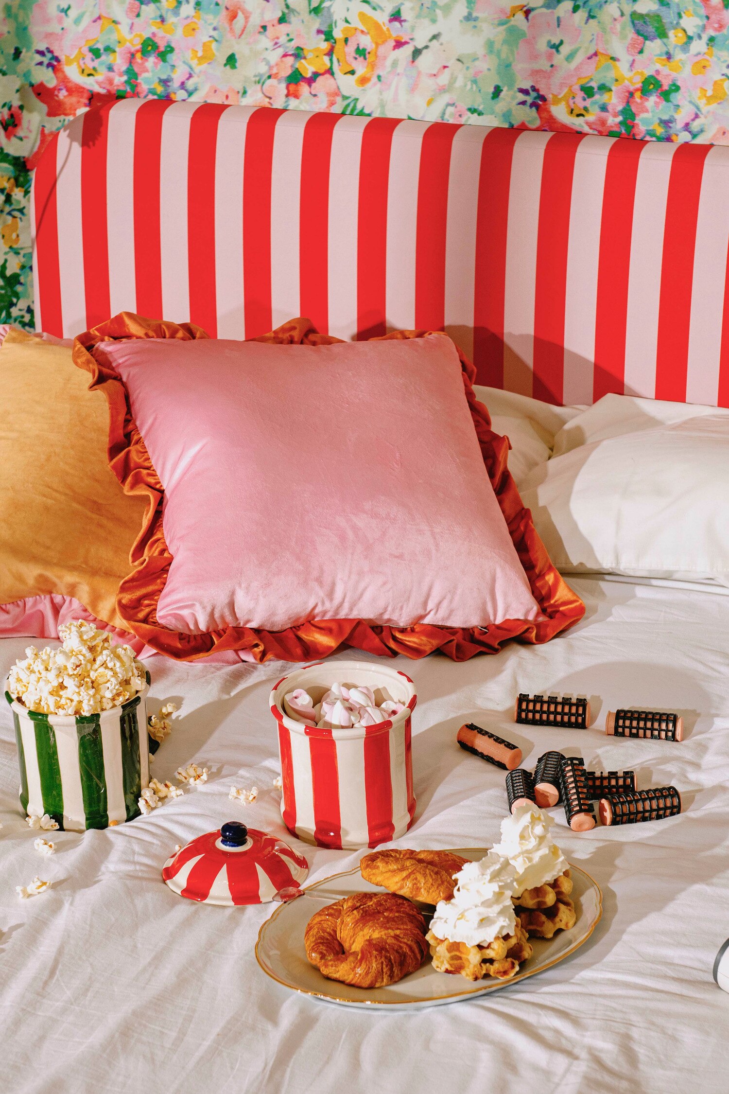 Eddie Tête De Lit En Velours Rayé - Rayures Rouges Et Roses/Rayures Vertes Et Roses/Rayures Cuivre Et Bleues/Damier Noir Et Blanc