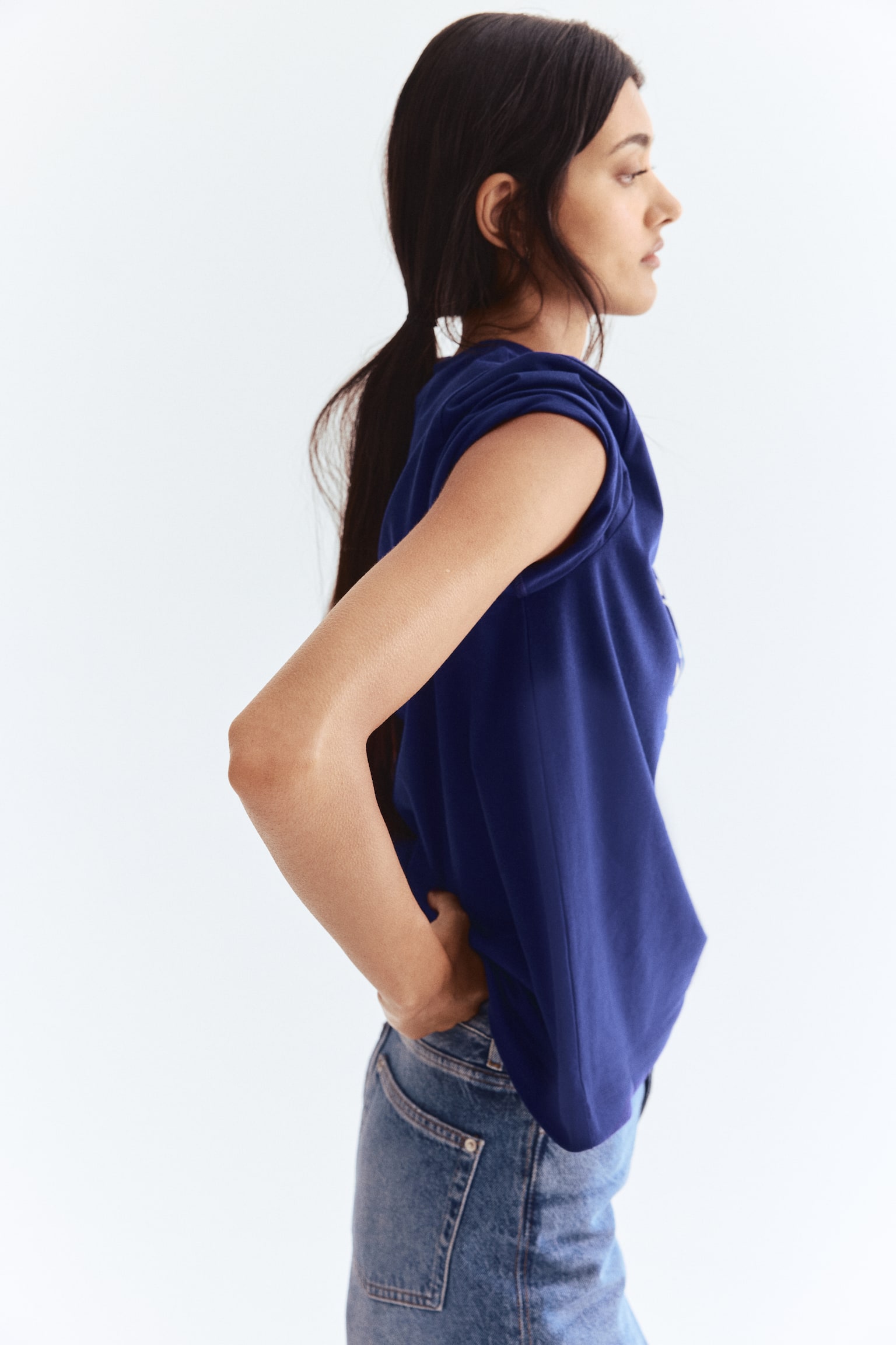 Áo thun hoạ tiết - Xanh dương đậm/Beverly Hills/Màu be khói/Cocoa - 3