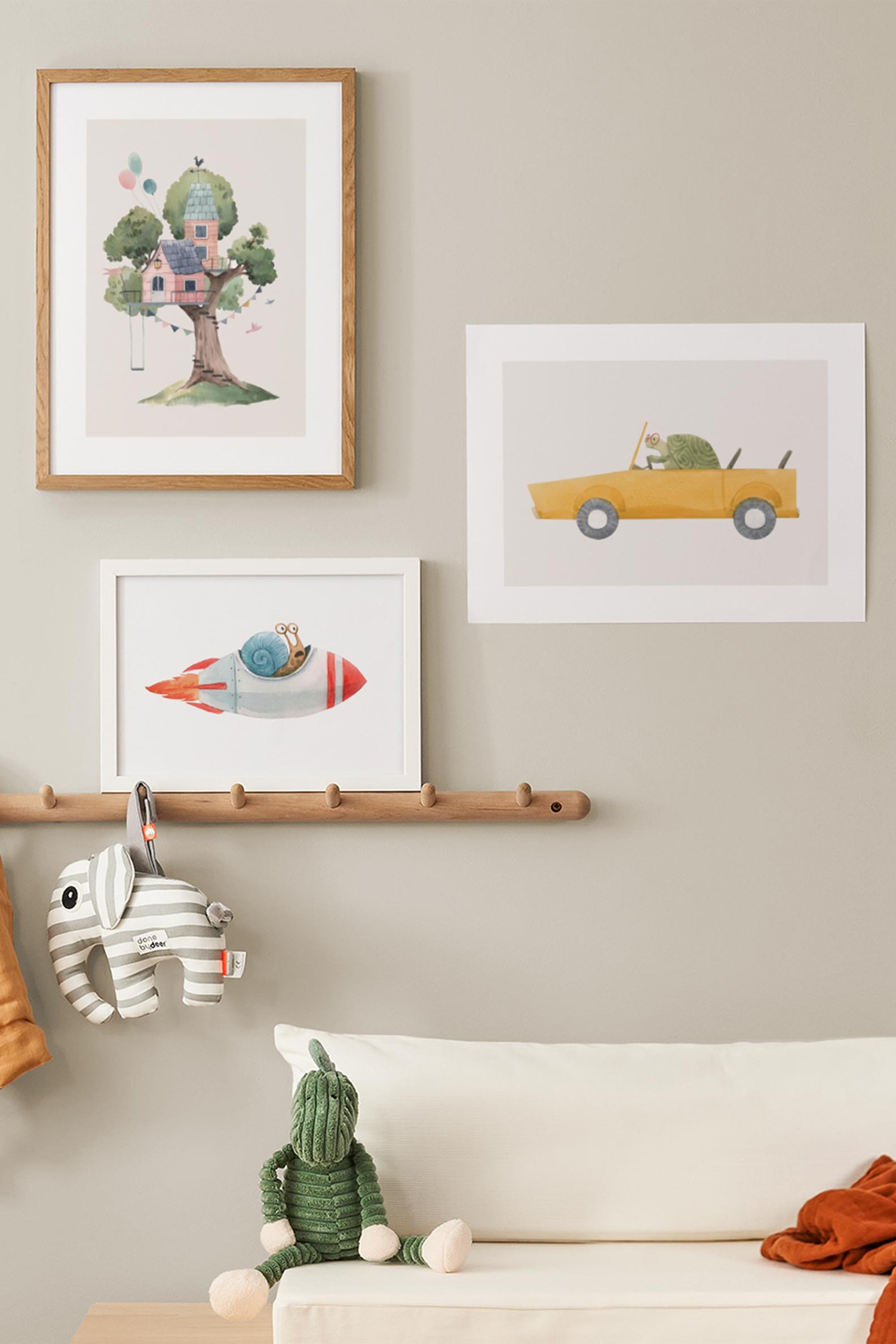 Turtle Ride Poster - Yellow/beige