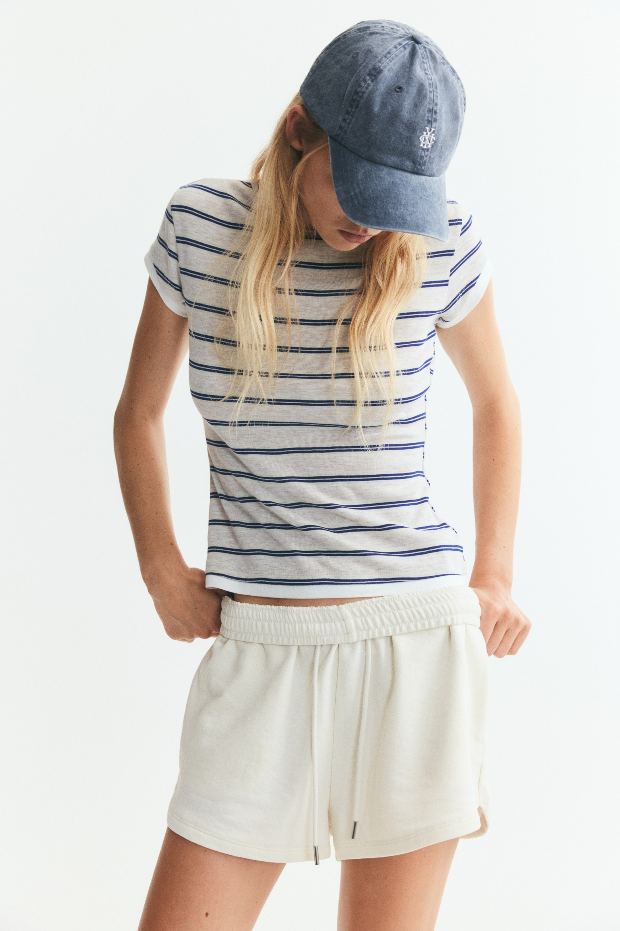 T-shirt ajusté avec biais contrastant