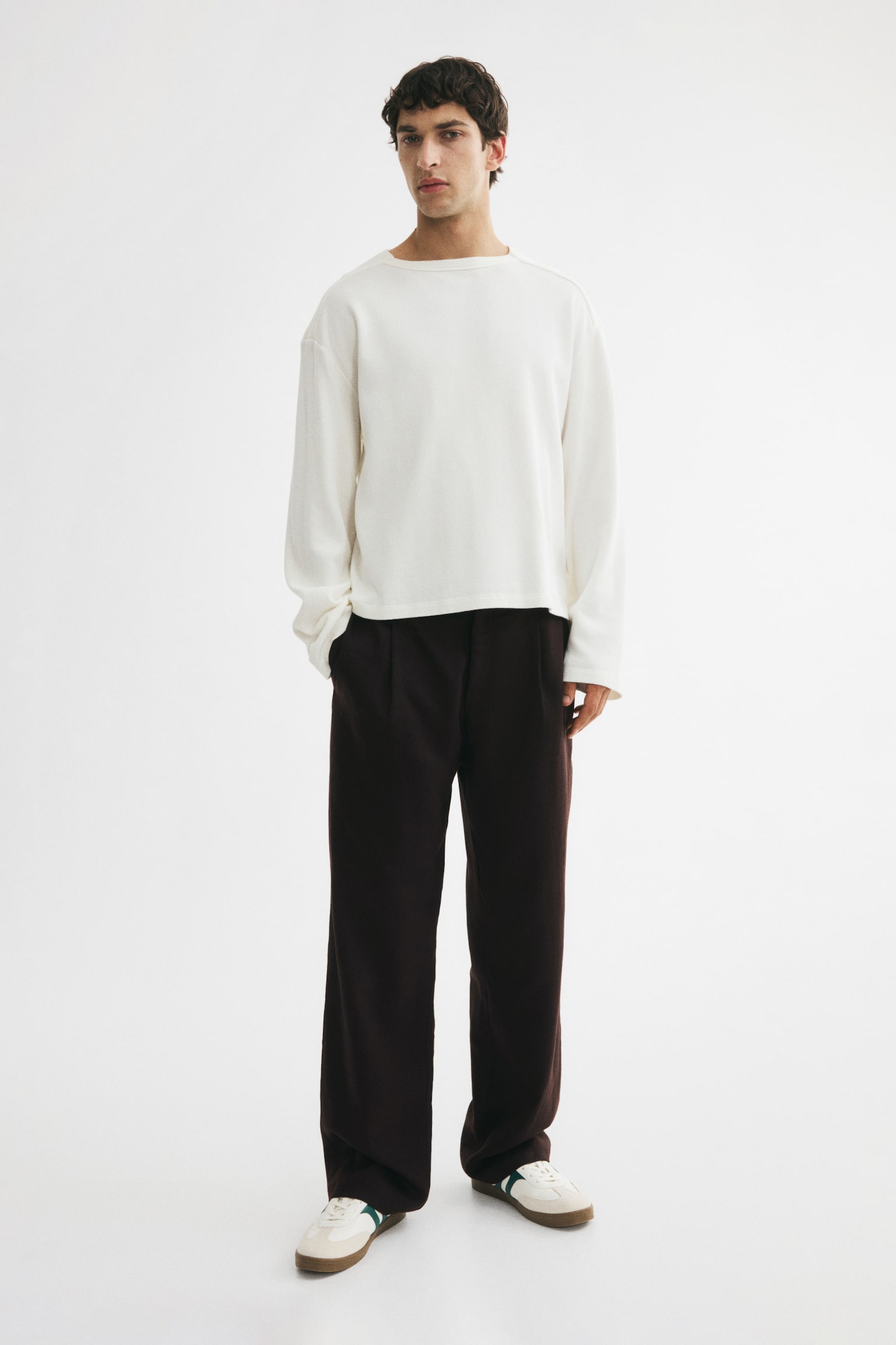 Relaxed Fit Linen-blend trousers - Dark brown - 1