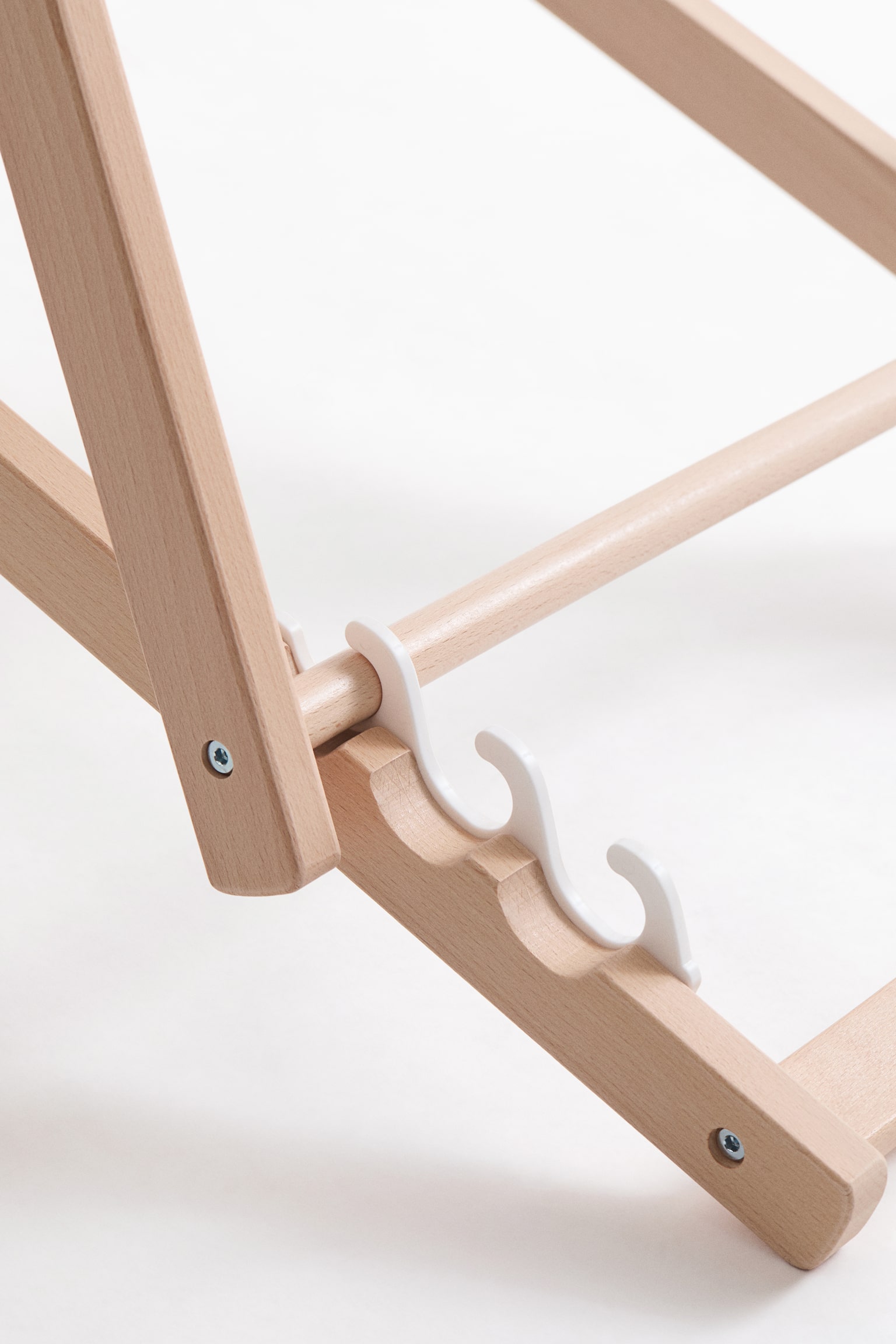 כיסא נוח מעץ - בז'/פסים/כחול/פסים - 2