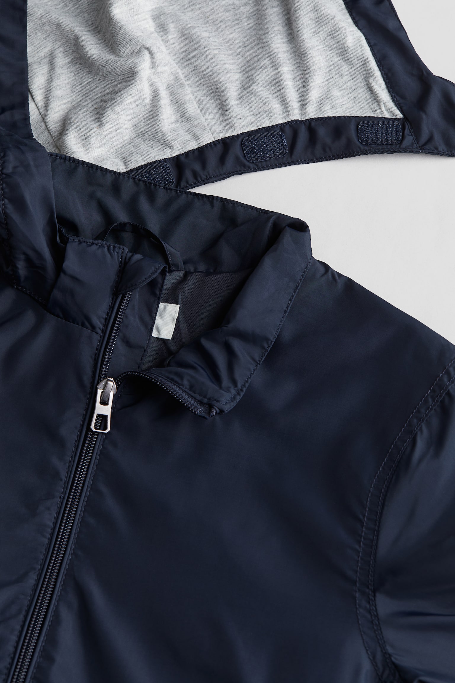 Hooded Windbreaker - Dark blue - 2