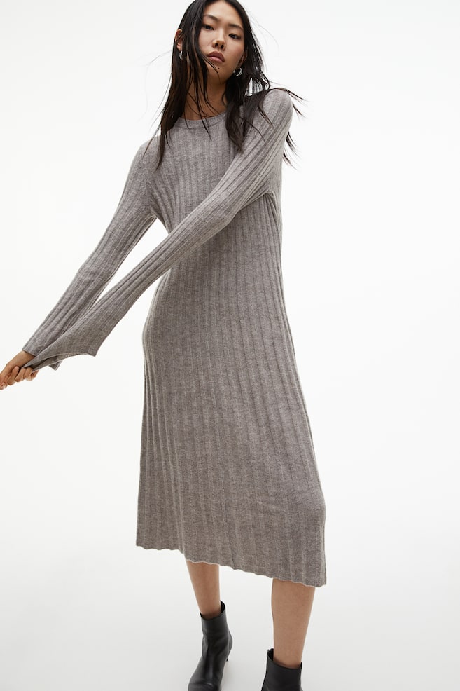 Rib-knit dress - Greige/Black/Striped - 1
