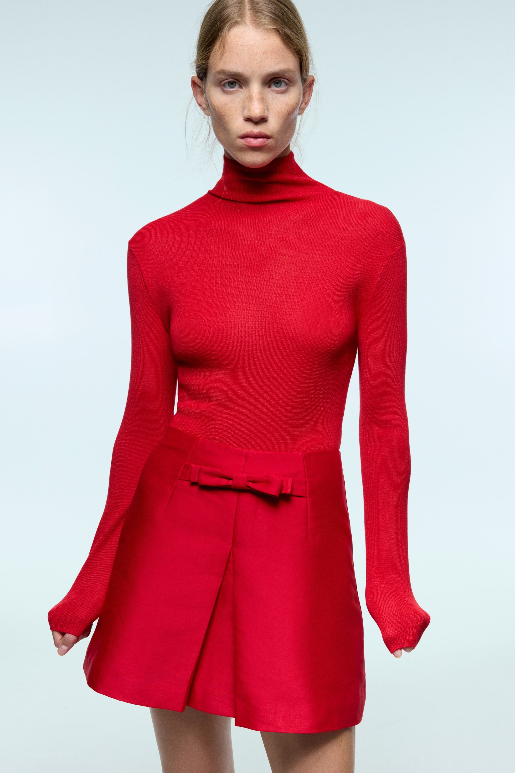 Agrandir l'image: Minijupe avec nœud devant - Rouge vif - FEMME | H&M CH 1