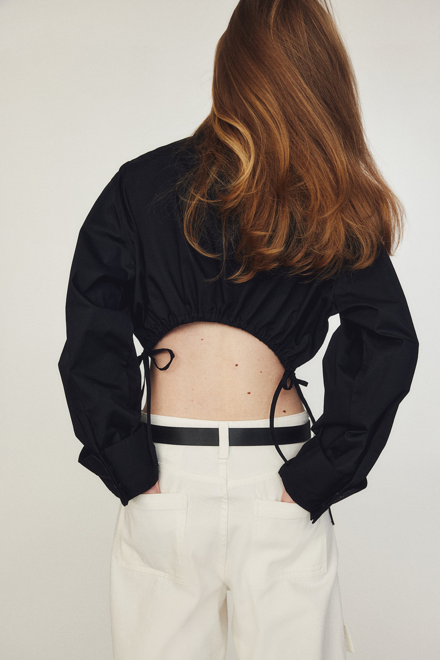 Cropped drawstring-detail shirt - Black/White - 7