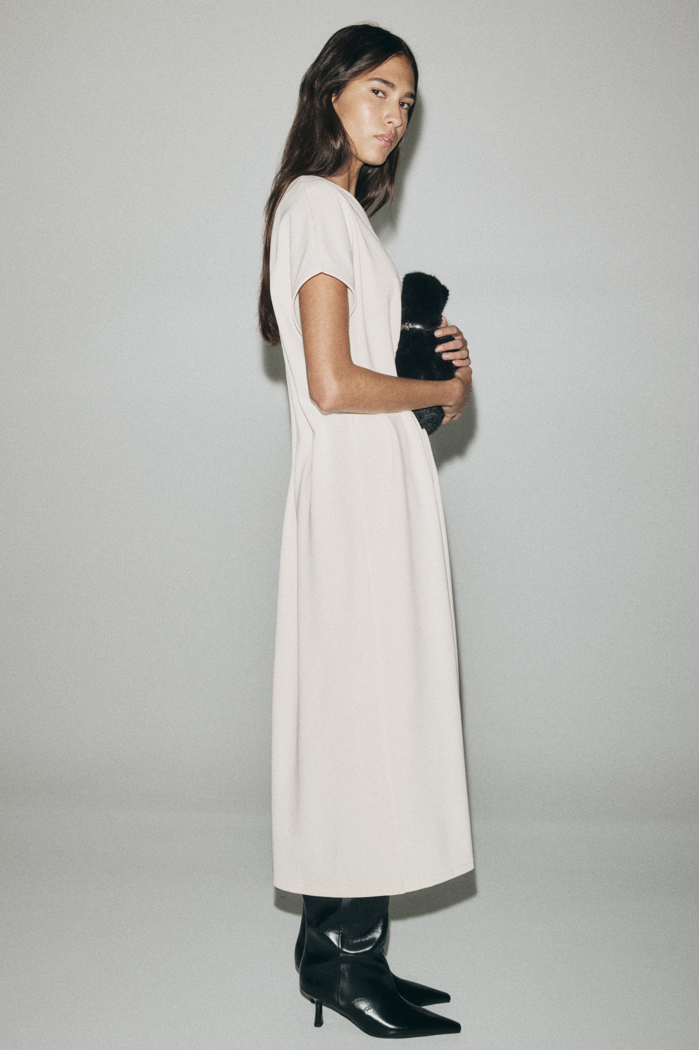 Women's Cream Tapered-Waist Jersey Dress | H&M US