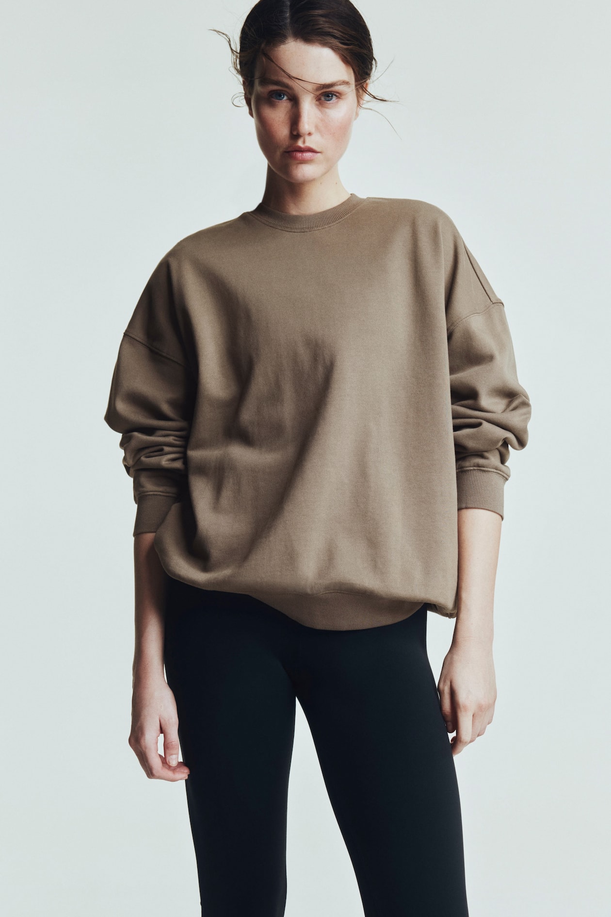Sports Sweatshirt - image 5
