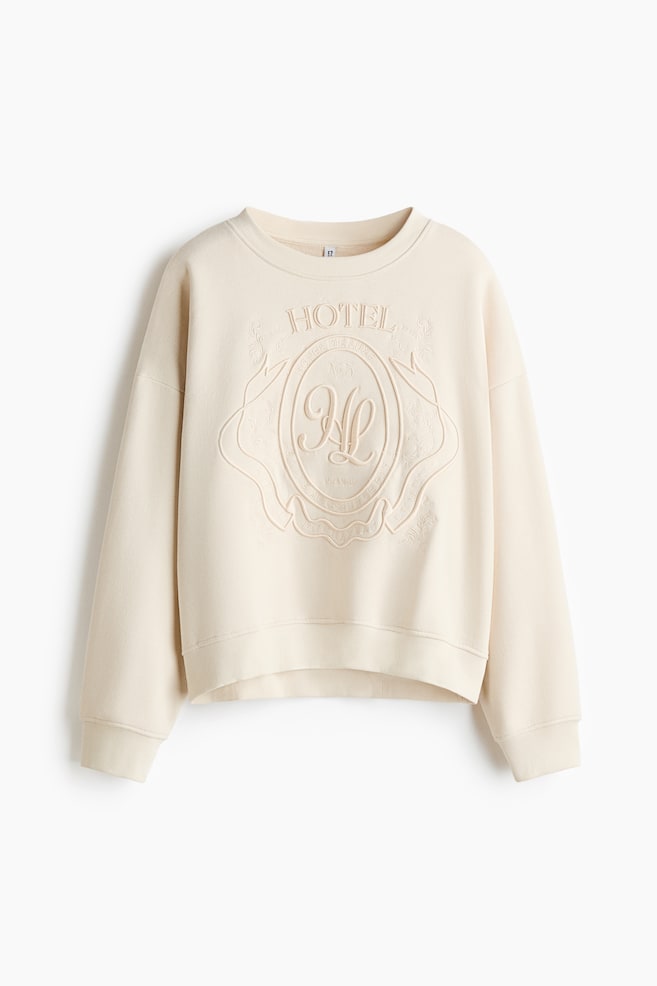 Sweatshirt with Motif - Light beige/Hôtel de Luxe/Light beige/Wellness/Dark gray/Paris - 1