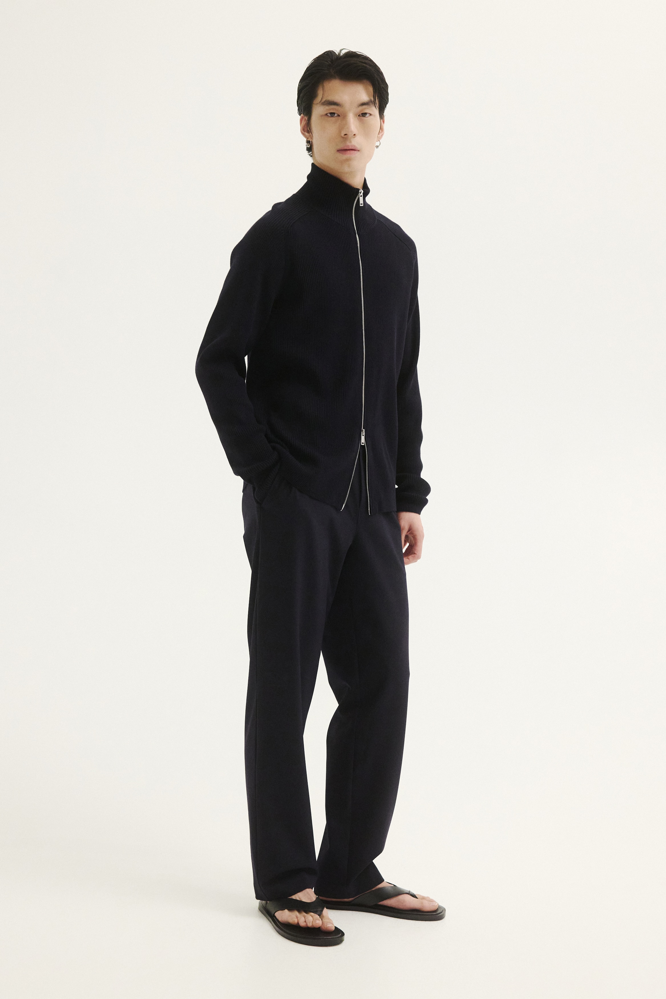 Four-way Stretch Regular Fit Pull-on trousers - Navy blue/Black
