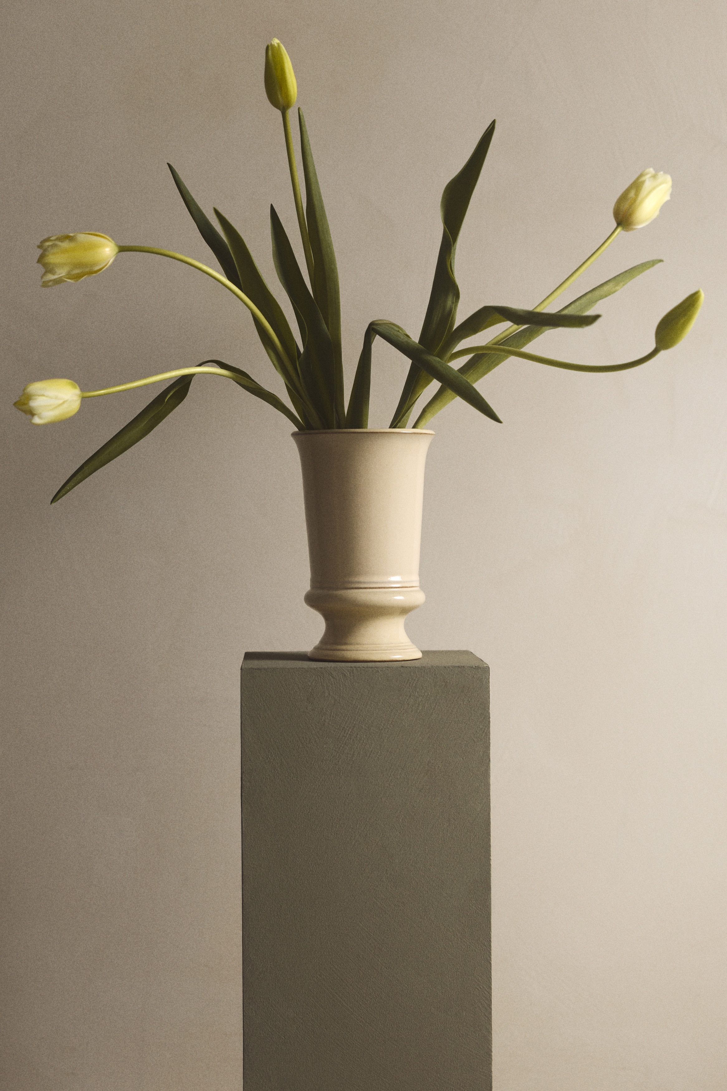 Reactive-glaze terracotta vase - Light beige