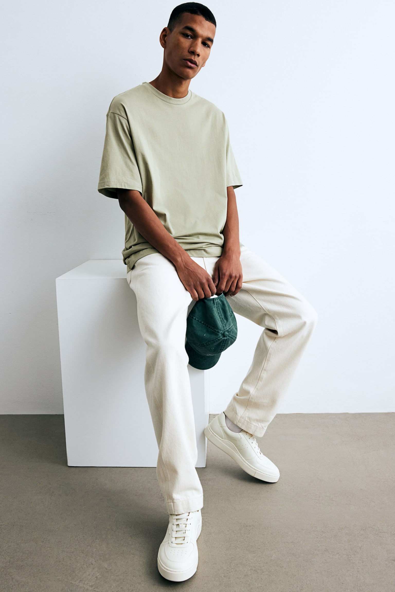 Loose Fit T-shirt - Pistachio green/Black/White/Dark grey/Light beige - 7