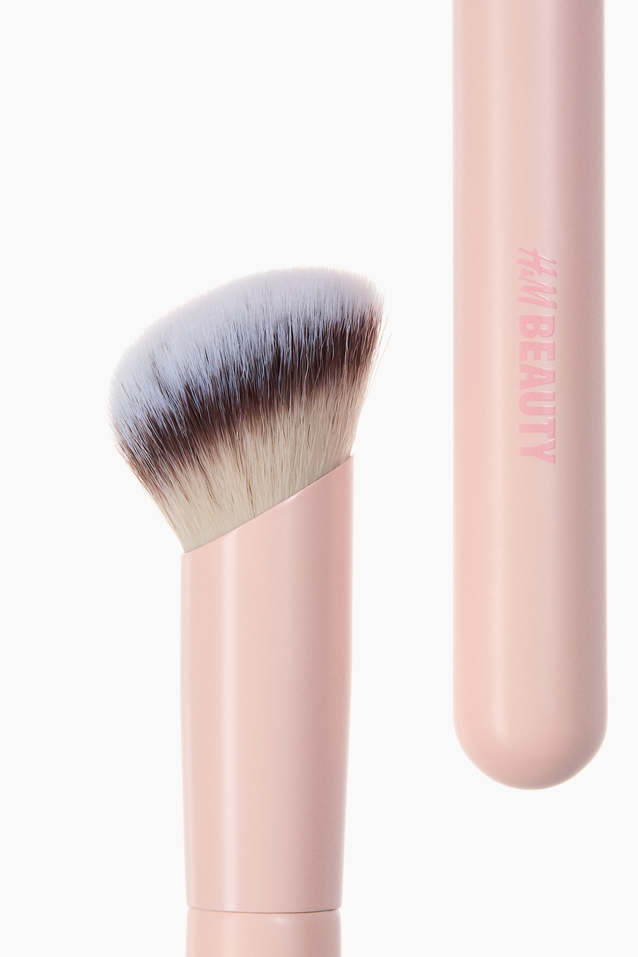Angled Contouring Brush - image 2