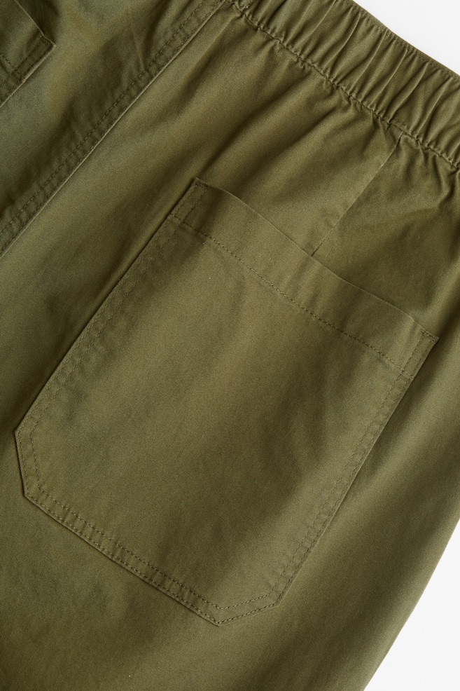 Relaxed Fit Pull on-bukse i twill - Kakigrønn/Sort/Lys beige/Beige - 7