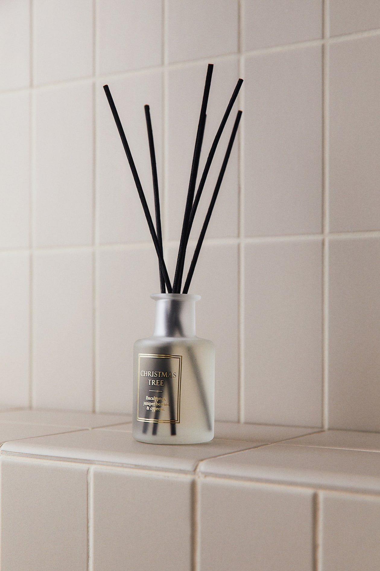 Christmas Tree Reed diffuser at H&M Home | H&M GB