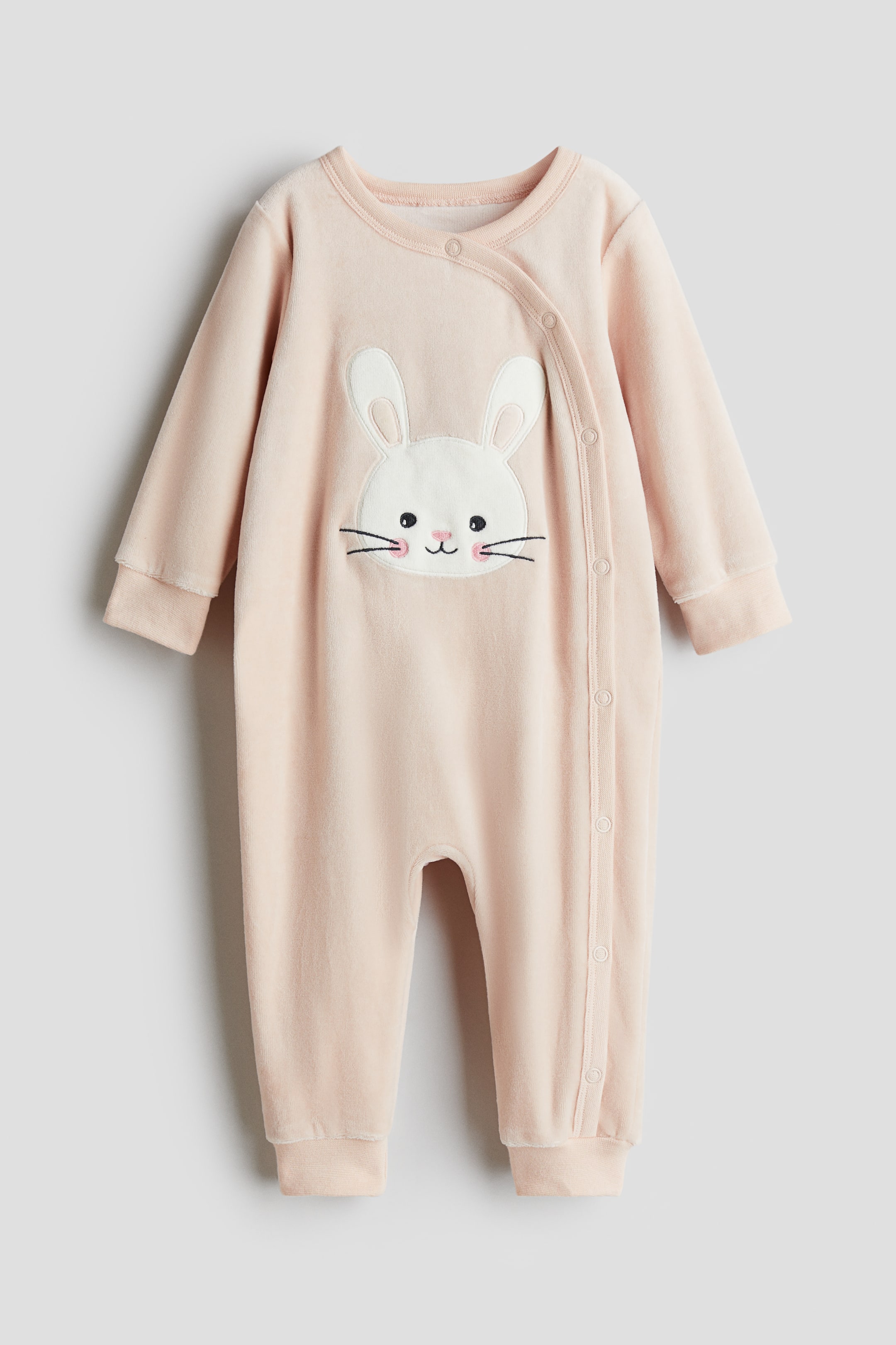 拡大画像を表示: ベロアカバーオールパジャマ - ライトピンク／バニー - Kids | H&M JP 1