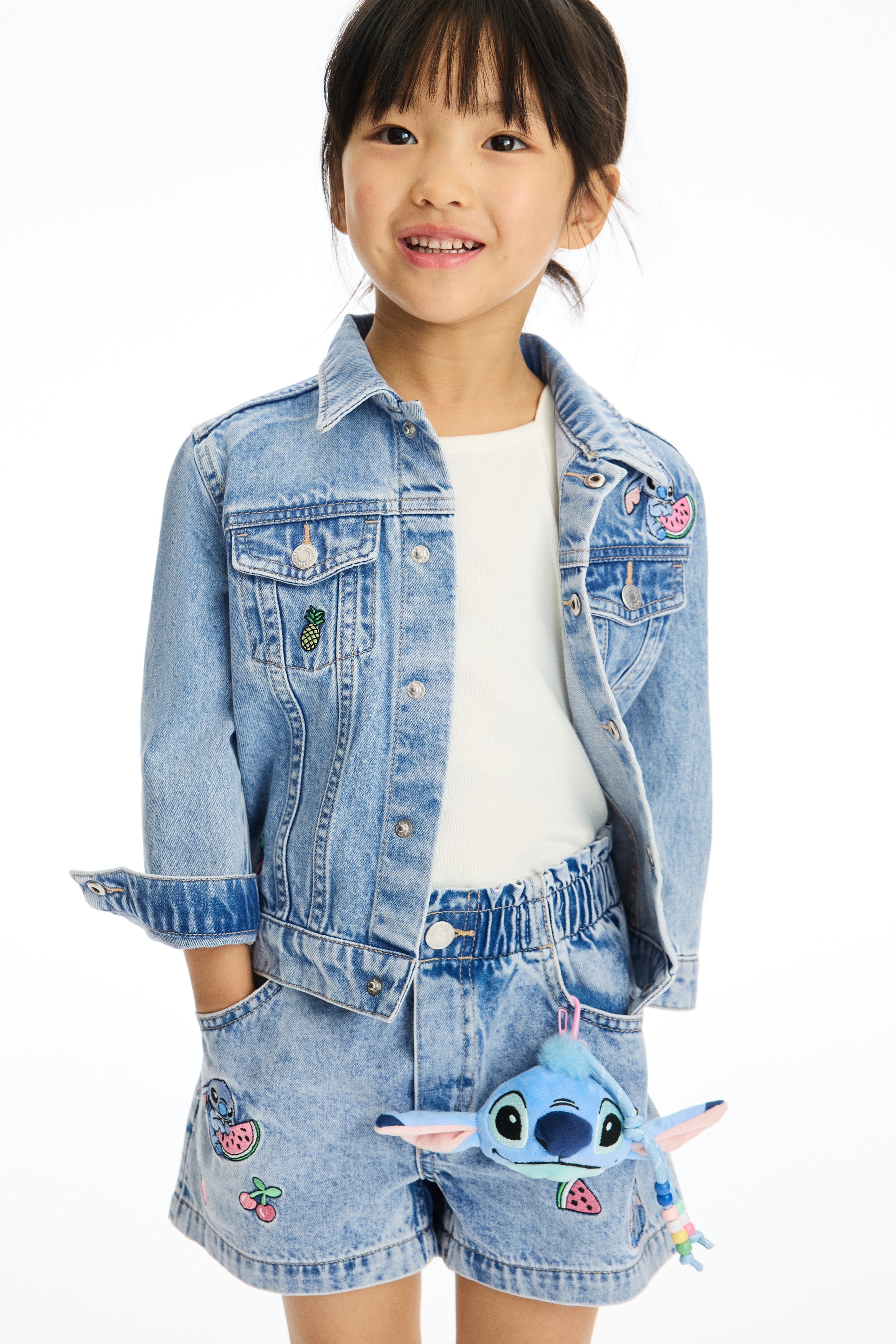 Loose Fit Kot Şort - Açık kot mavisi/Lilo & Stitch/Soluk kot mavisi/Hello Kitty/Kot mavisi/SmileyWorld®