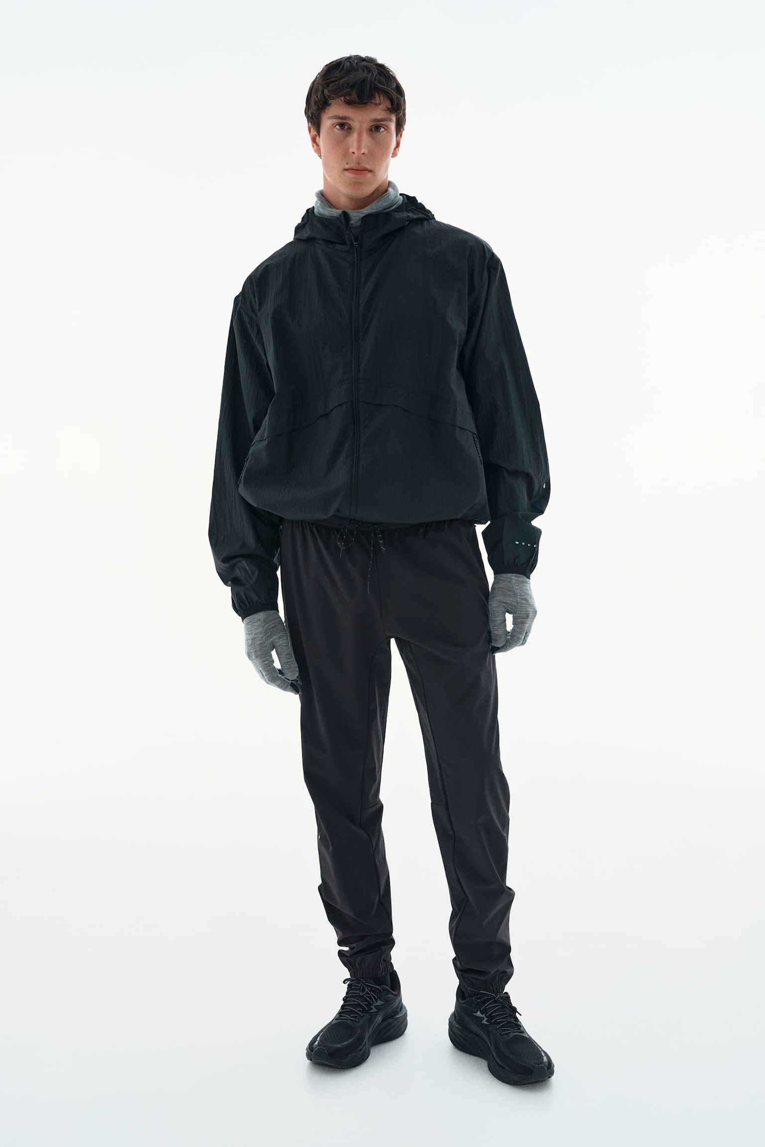 Мужские брюки H&M Move Lightweight Water-Repellent Running, цвет: Чёрный — фото 4