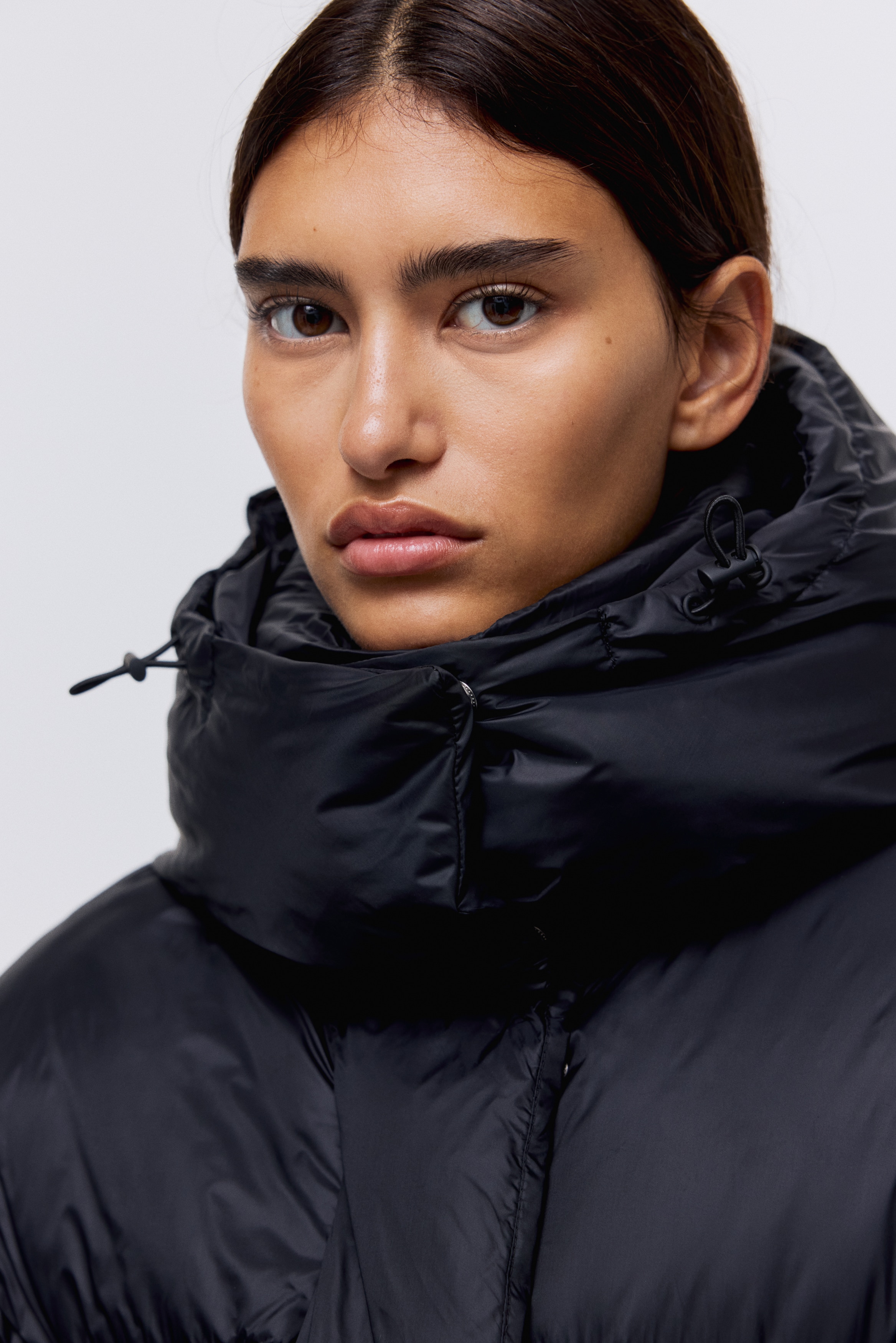 Hooded down puffer jacket