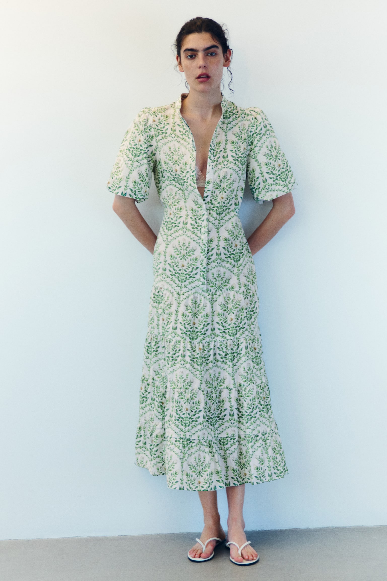 Long cotton dress - White/Floral/Black/Floral/Blue/Paisley pattern/White/Patterned/Green/Floral/White/Floral - 4