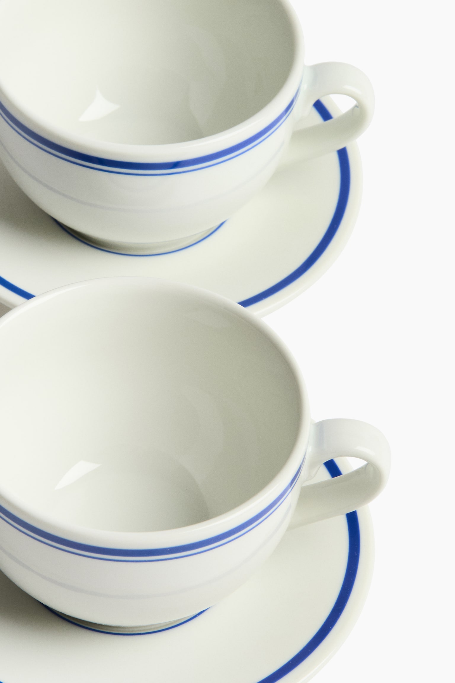 2-pack porcelain cups and saucers - White/Blue/White/Red/White/Black - 3