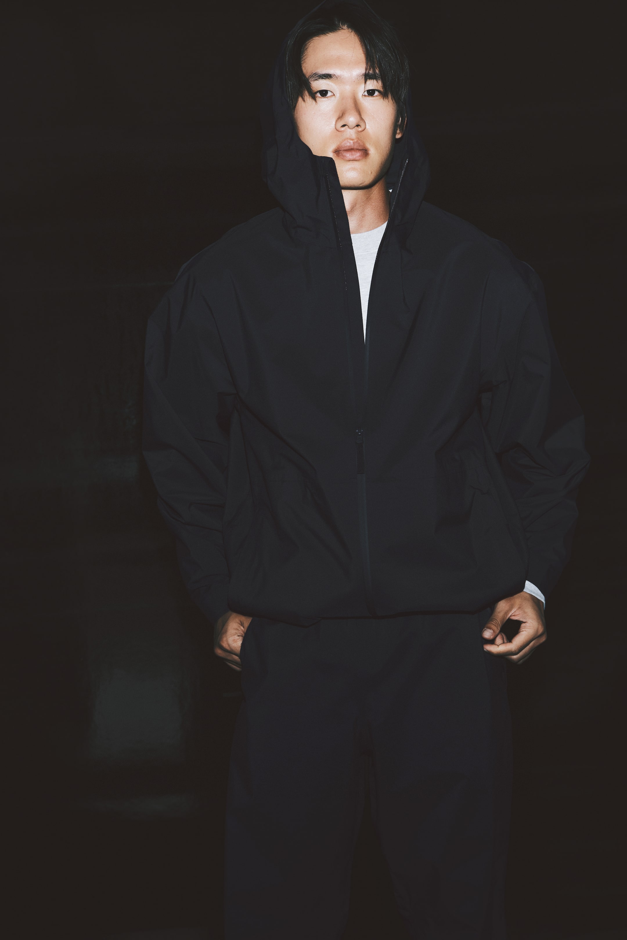 Мужские куртки H&M Packable Rain Jacket with StormMove™ — фото 4