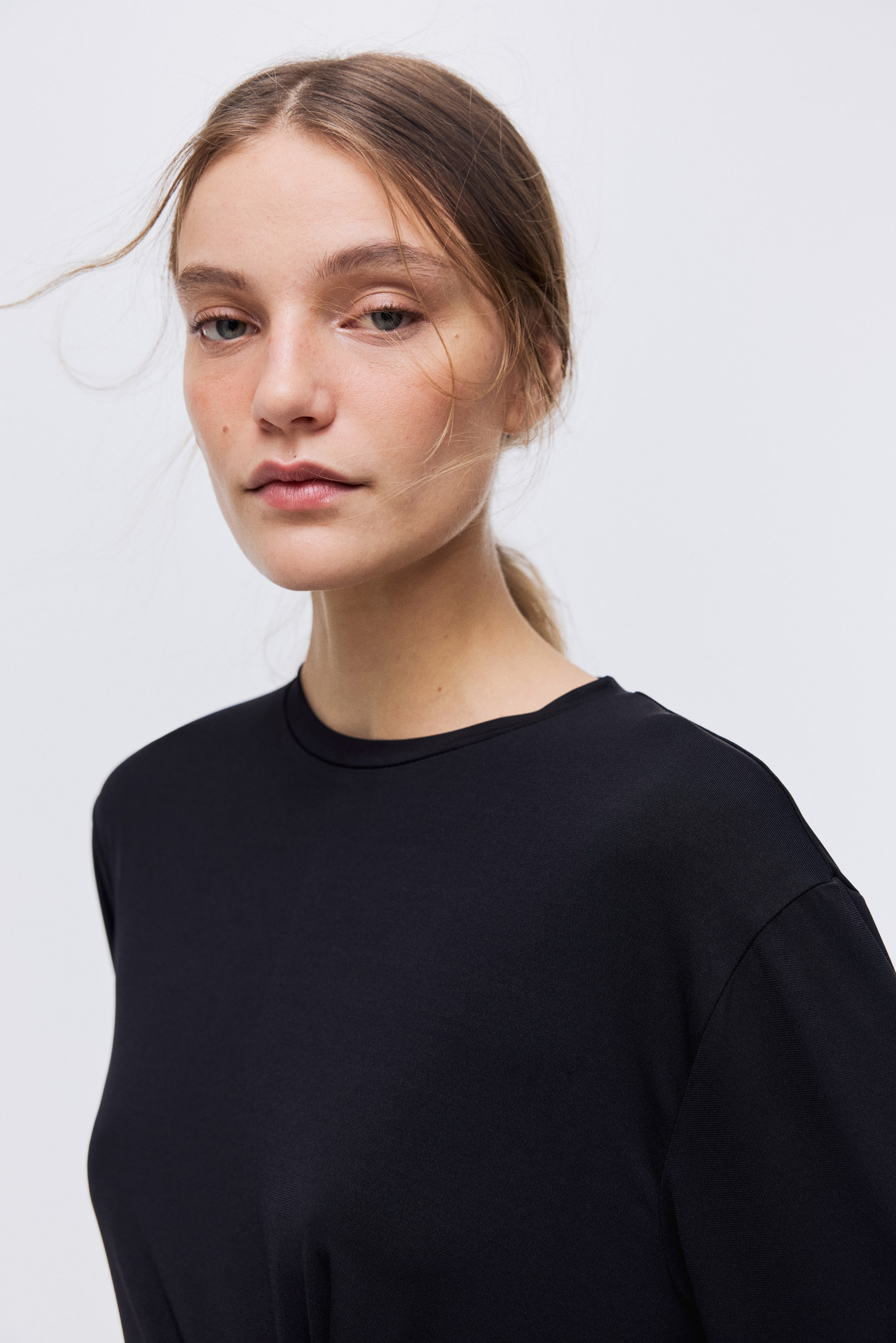 View larger image: Twist-Detail Top - Black - Ladies | H&M US 3