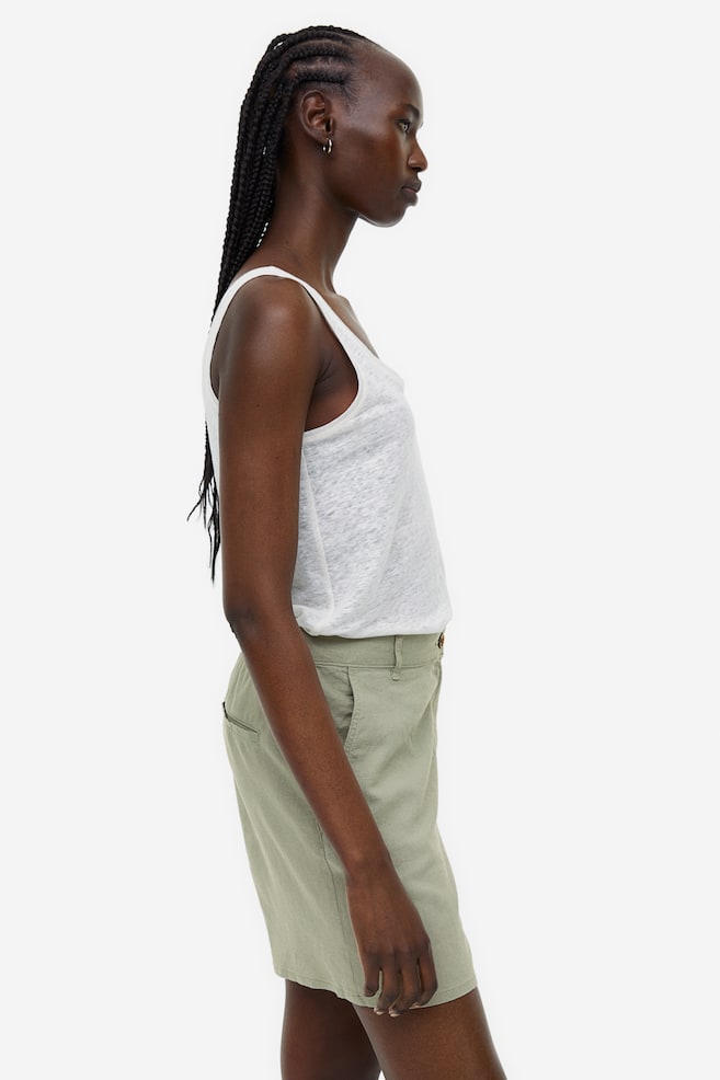 Linen-blend shorts - Light khaki green/Light beige/Black - 7