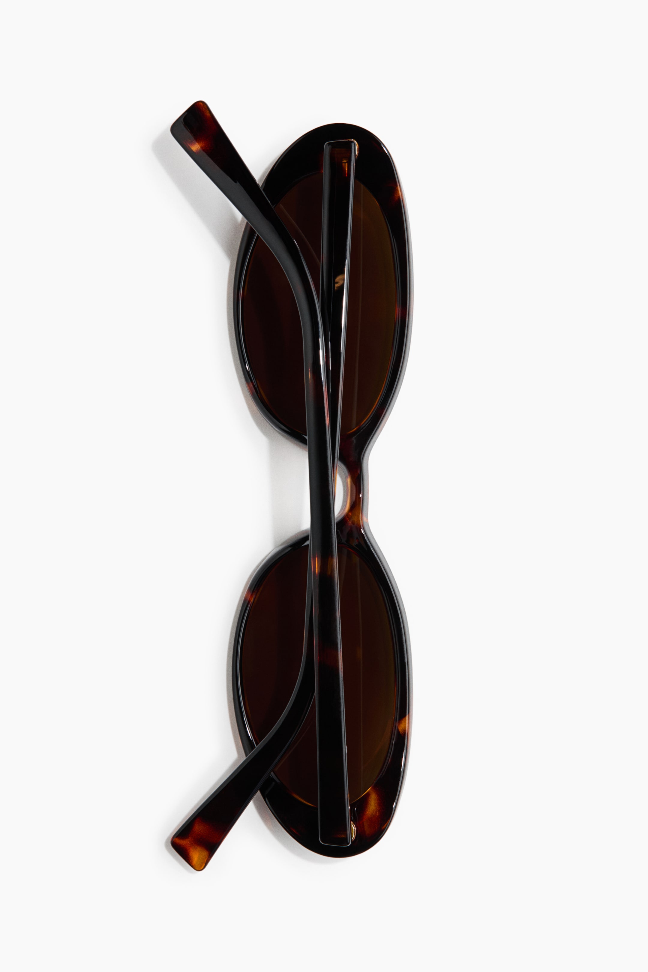 Slim sunglasses