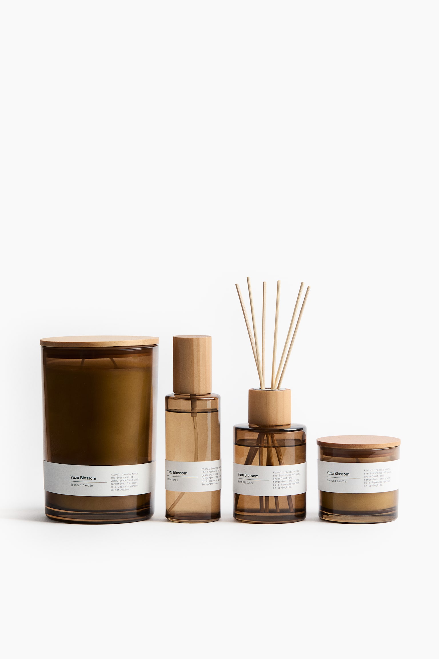 Two-wick scented candle - Yuzu Blossom/Sage Serenity/Sublime Patchouli/Grapefruit Nectar/Crisp Cotton - 2