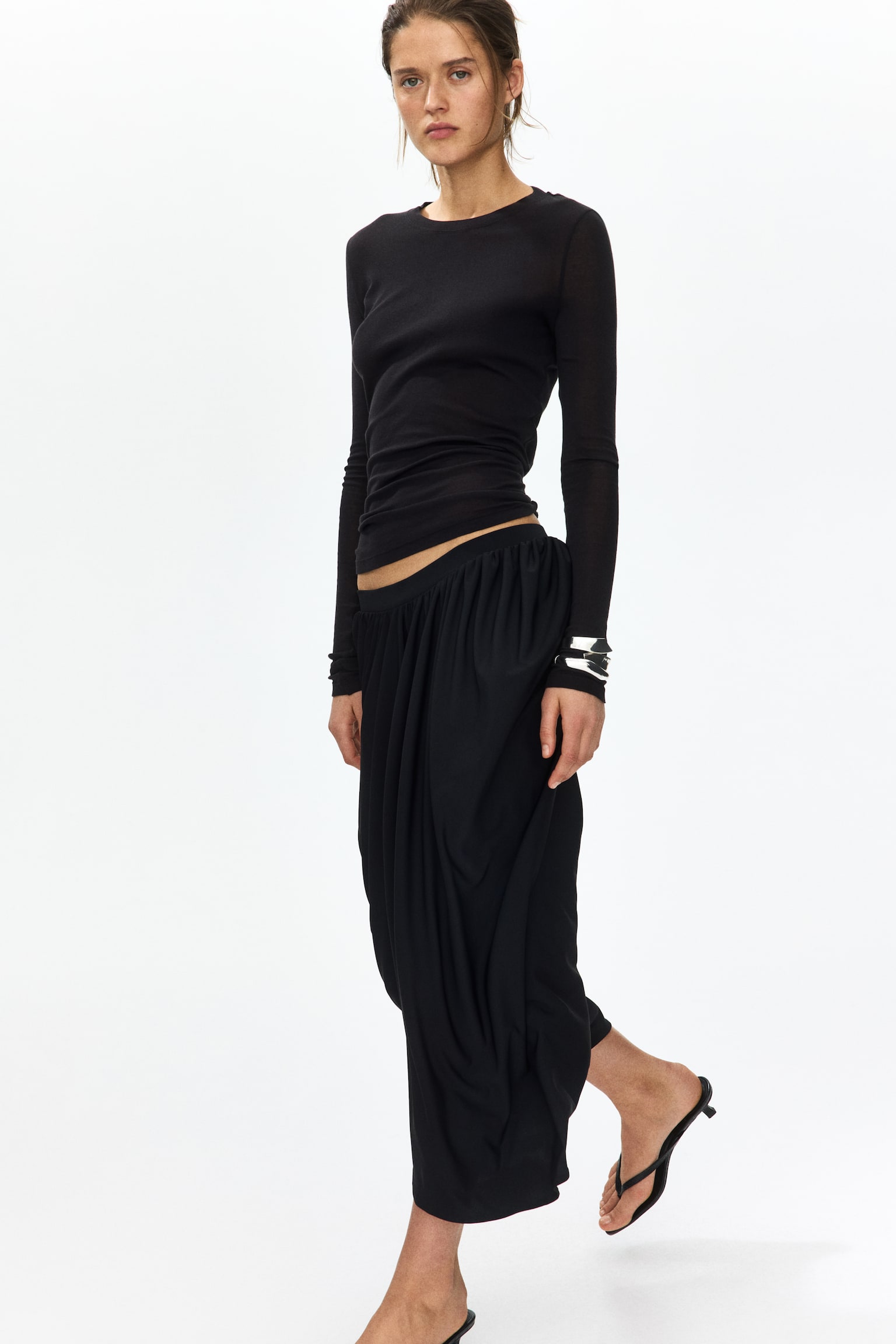 Cropped barrel trousers - 1