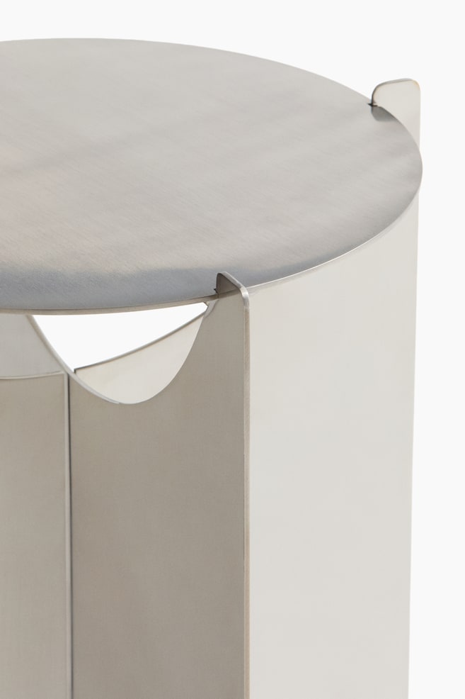 Table d'appoint en métal-Argenté - 3