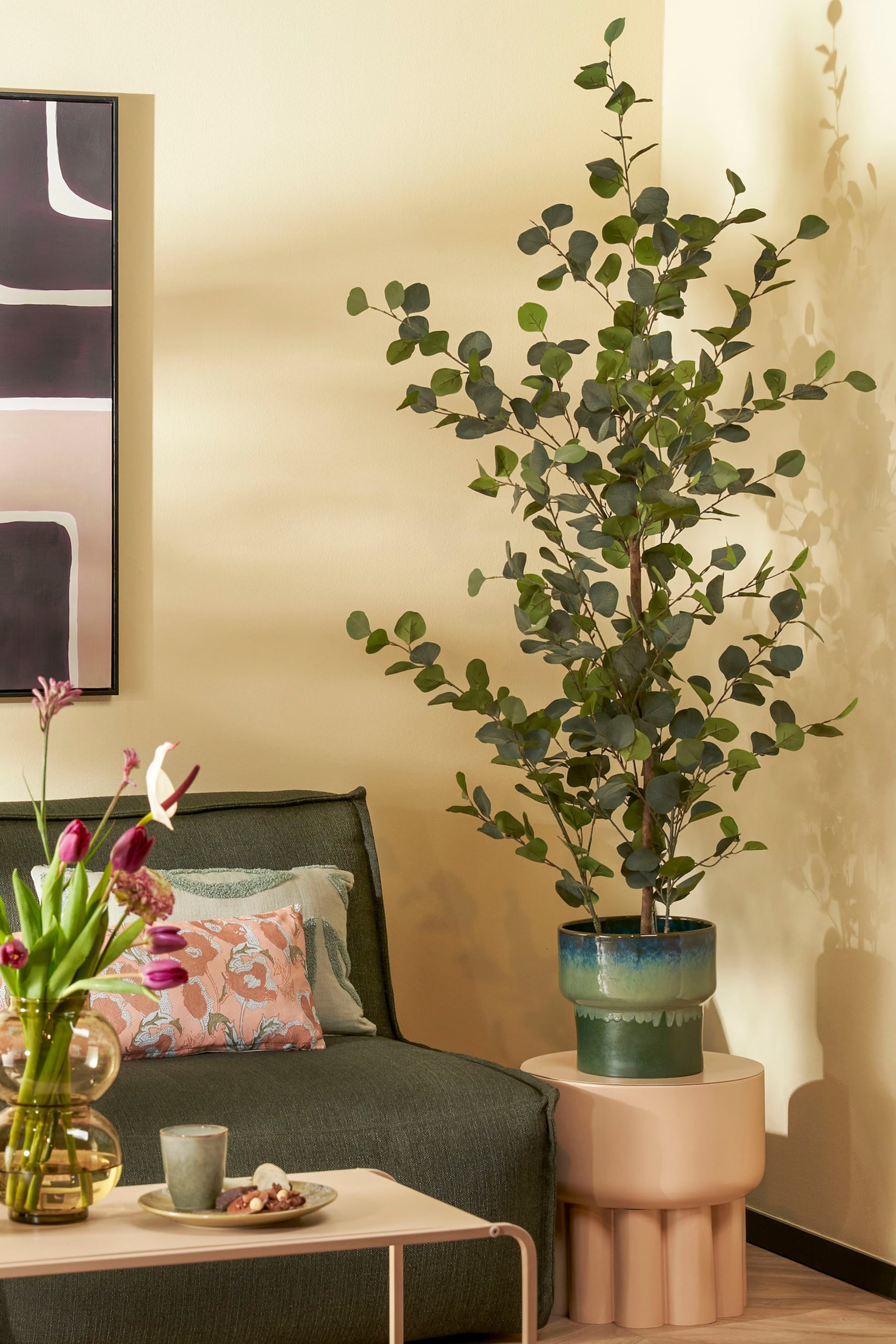 Ver imagem maior: Planta artificial de eucalipto - - - Mica Decorations - HOME | H&M PT 1