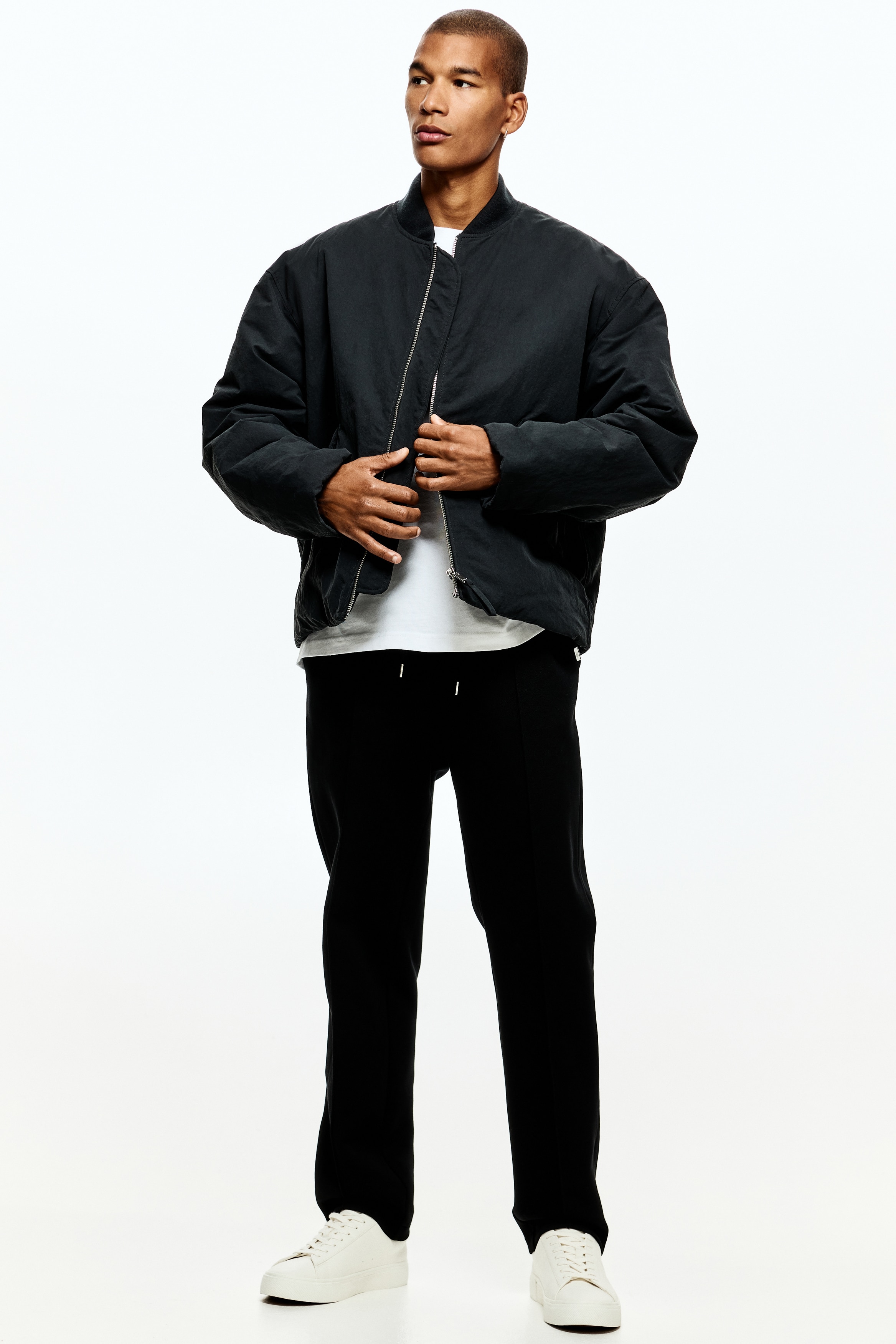 테일러드 조거 팬츠 레귤러핏 - 블랙/라이트 그레이 멜란지/화이트/라이트 그레이 멜란지/다크 브라운/화이트/다크 그레이