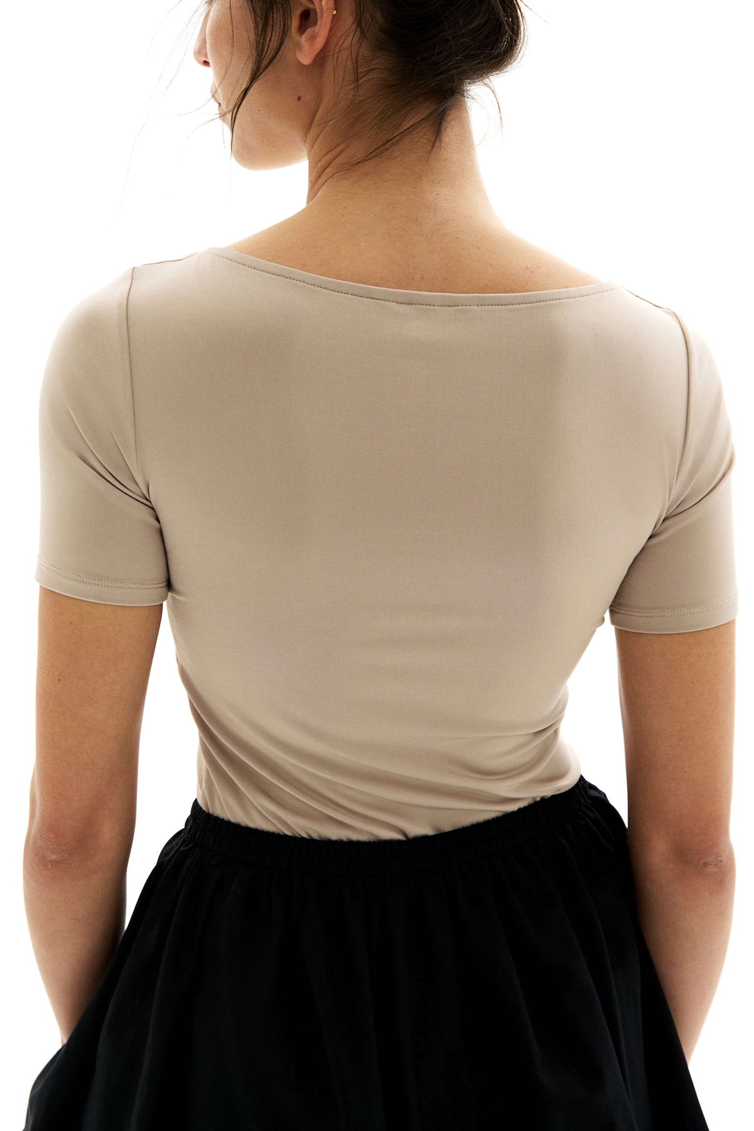 Áo cổ thuyền bằng sợi siêu mịn - Màu be nhạt - 5