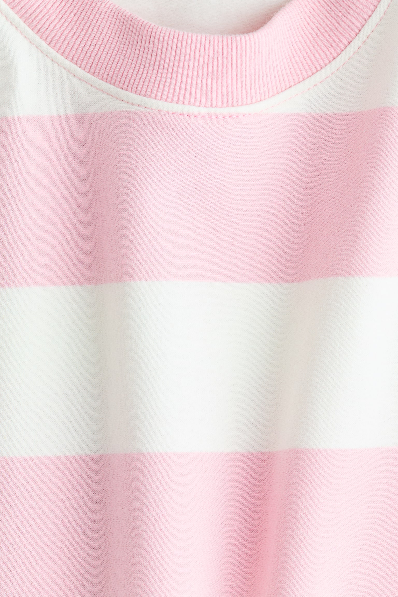 Oversized brushed-inside sweatshirt - Pink/White striped/Pink/Hearts/Blue/Hearts/Dark grey/Hearts/Light pink/Hearts/White/Hearts/Cream/Spotted/Cream/Light dusty pink/Dusty purple/Leopard print/Light purple/Dark pink/Purple/Hearts - 2