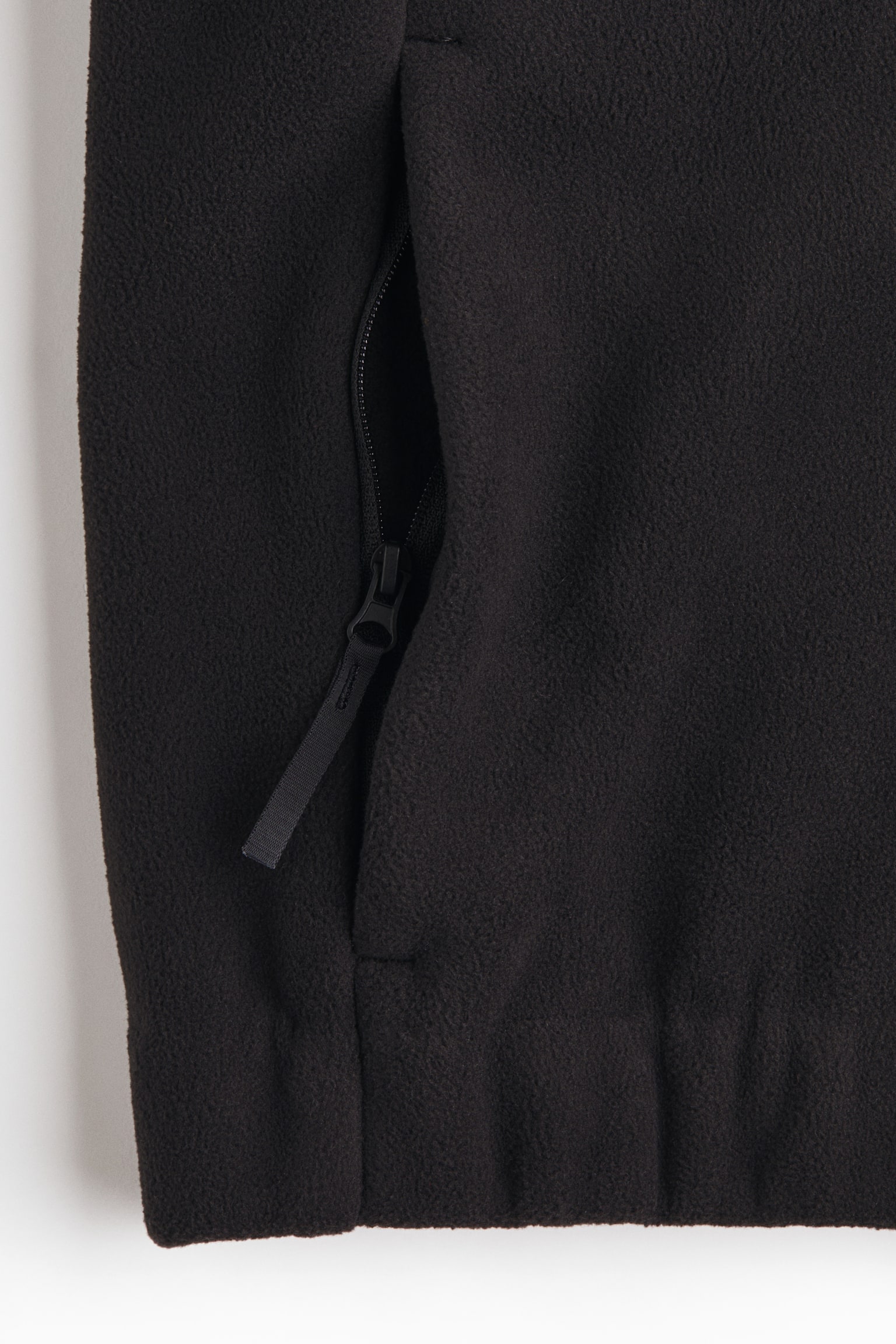Женская куртка H&M Move Activewear Fleece, цвет: Чёрный — фото 7