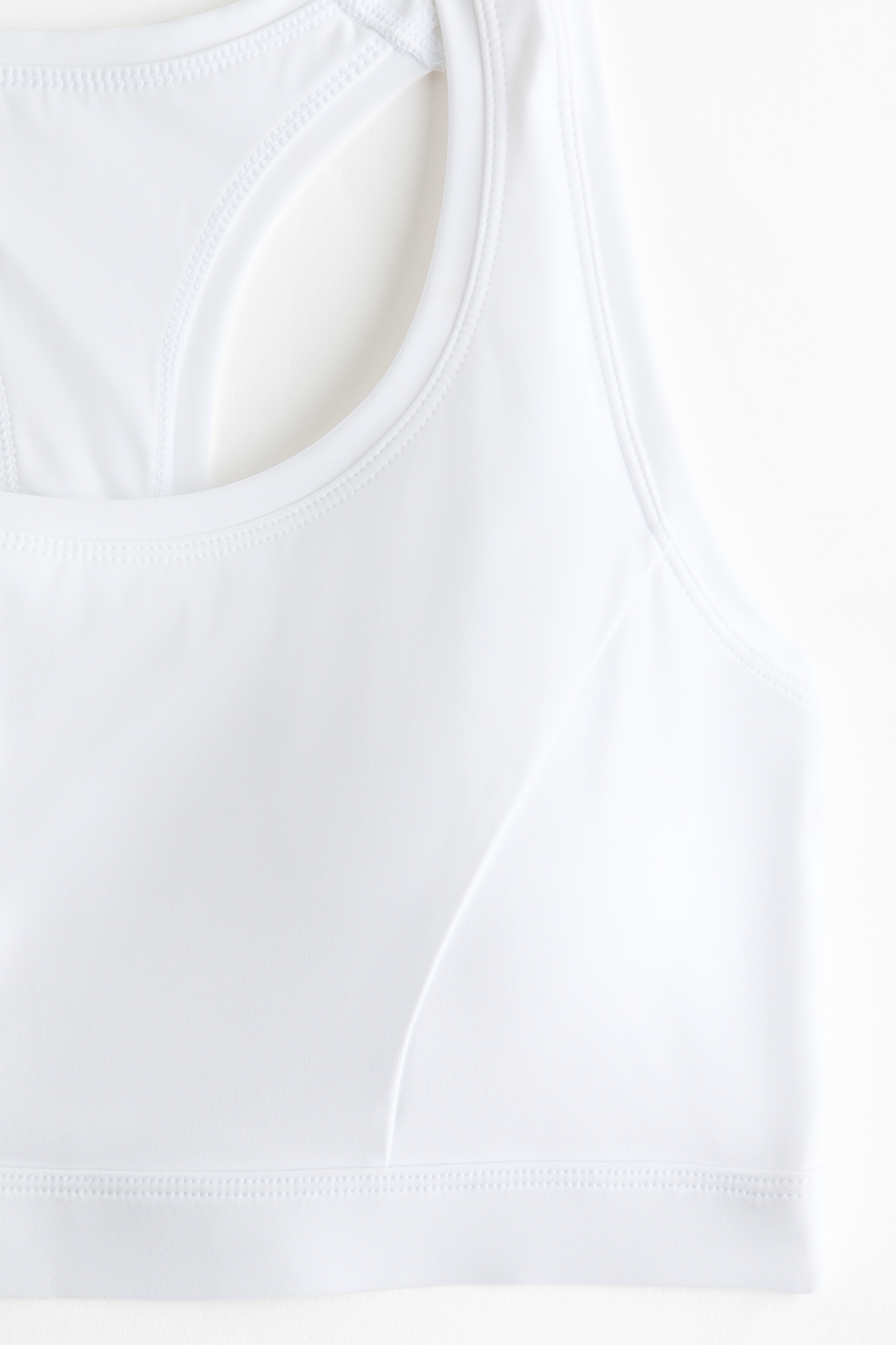 Sports bra with Cool Handfeel DryMove™