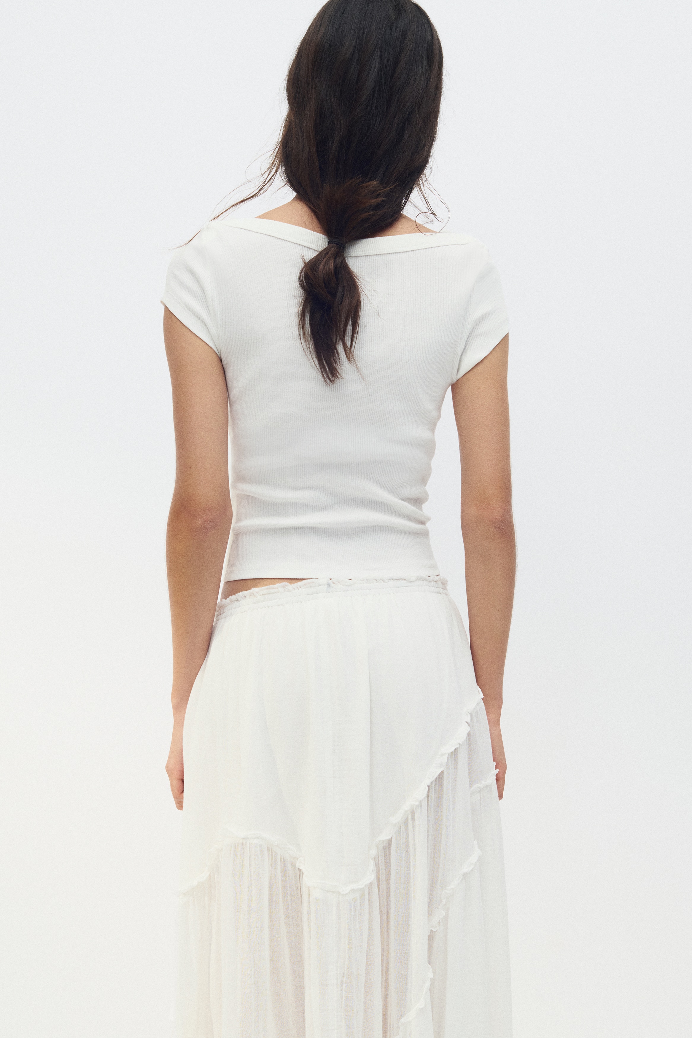 Ribbed boat-neck top