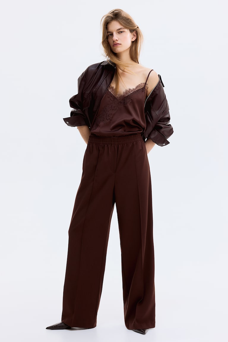 Pantalone na ivicu