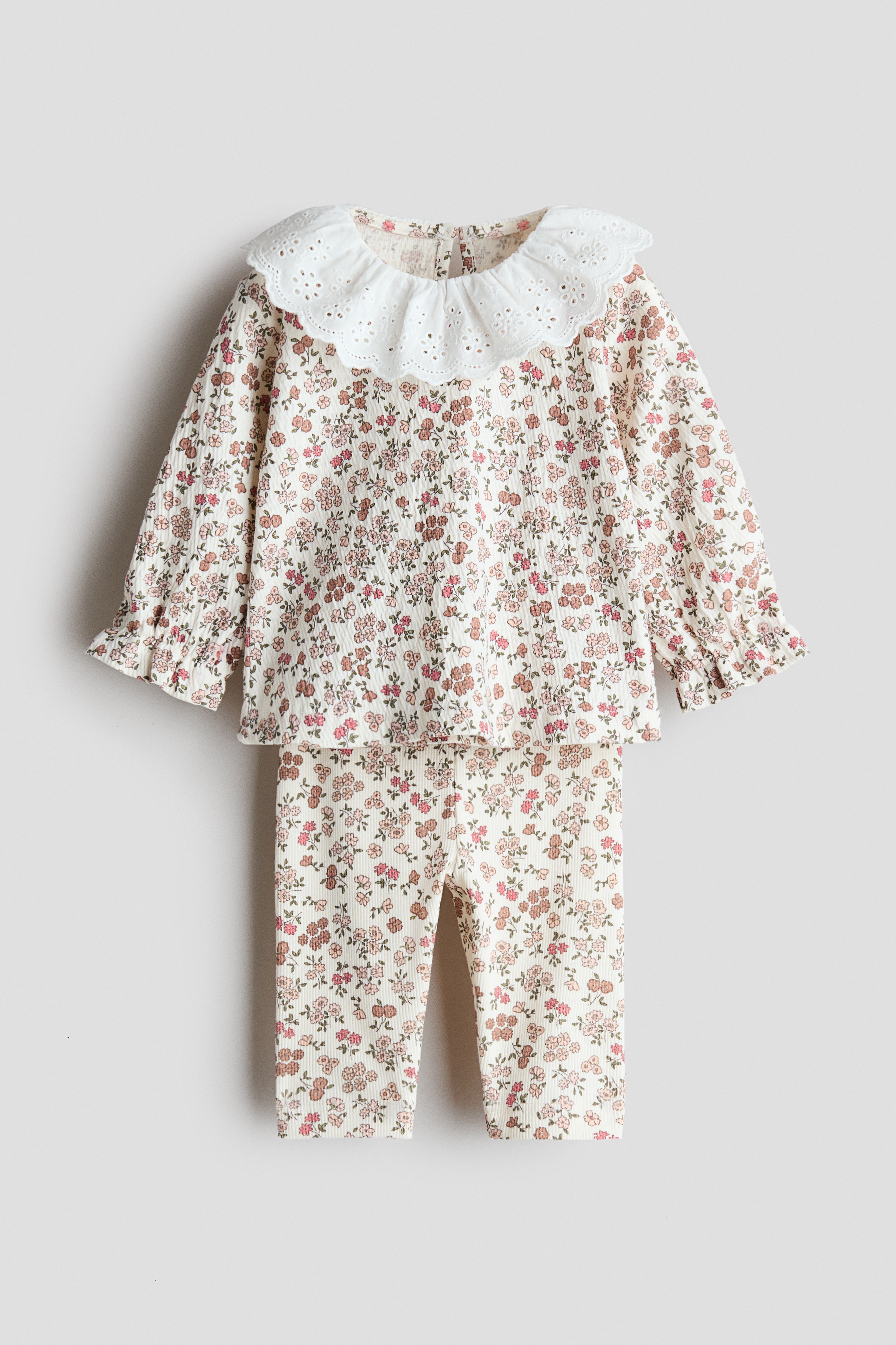Conjunto de 2 peças em algodãoModelo