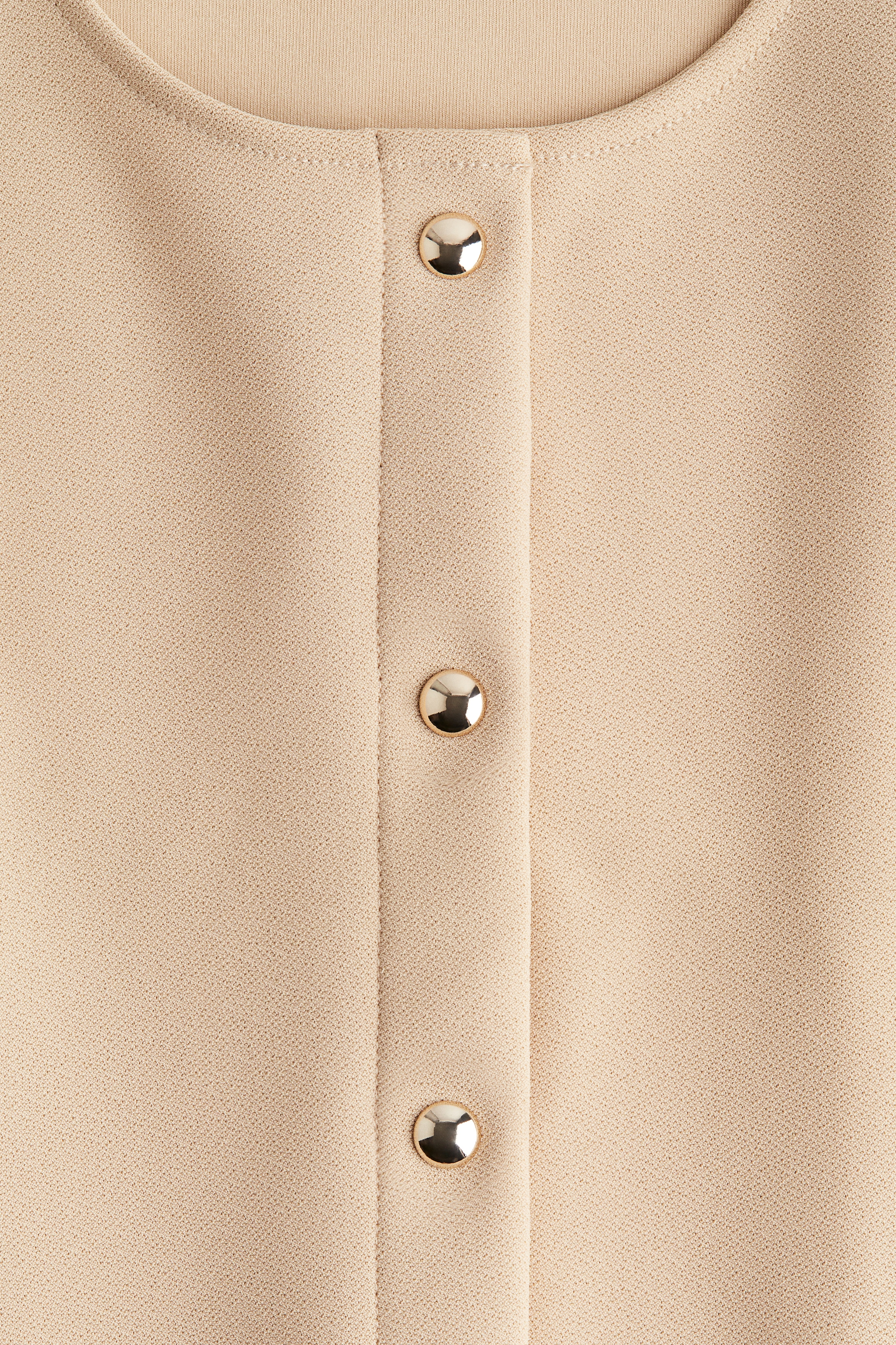 Short-sleeved cardigan