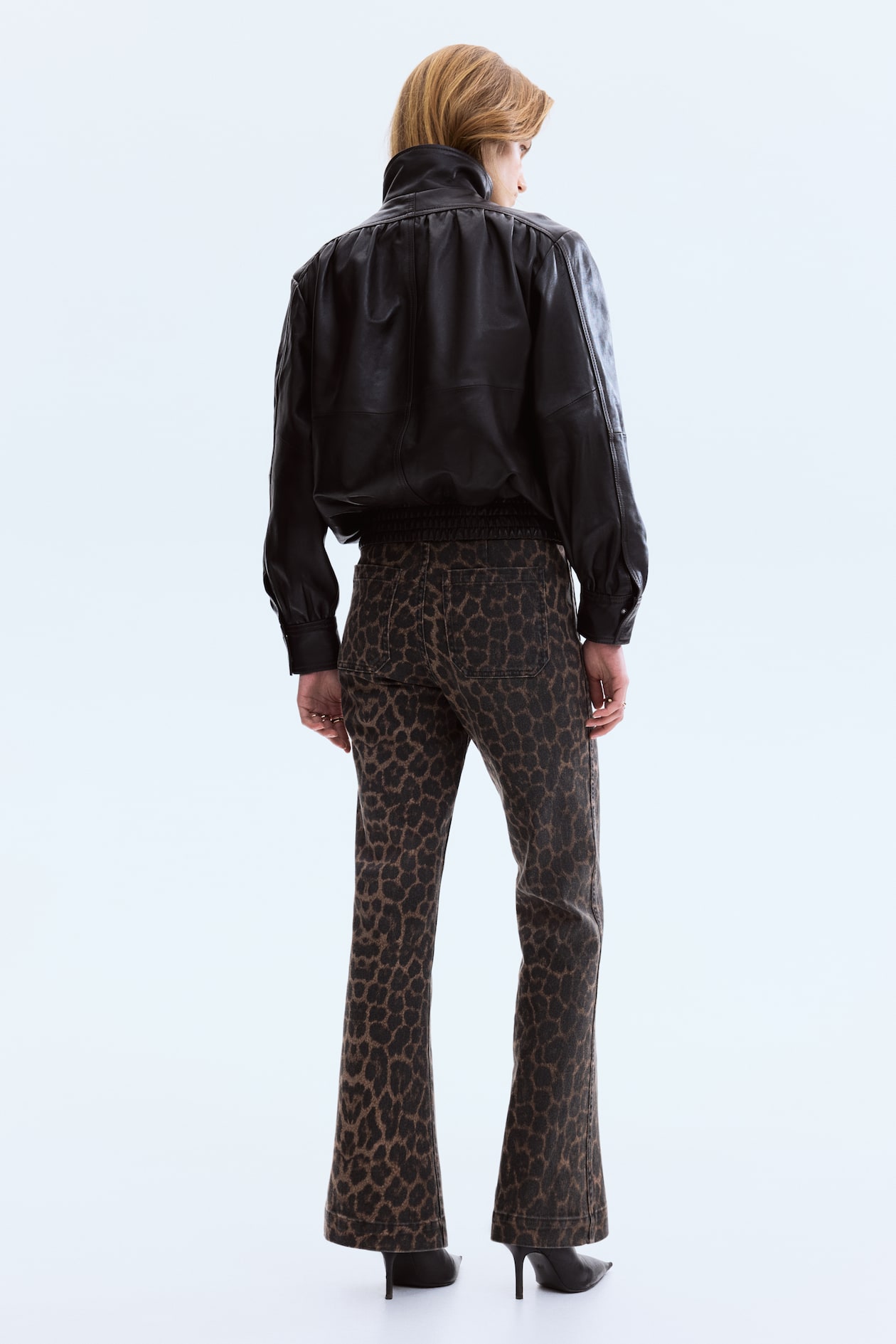 Flared High Jeans - image 3