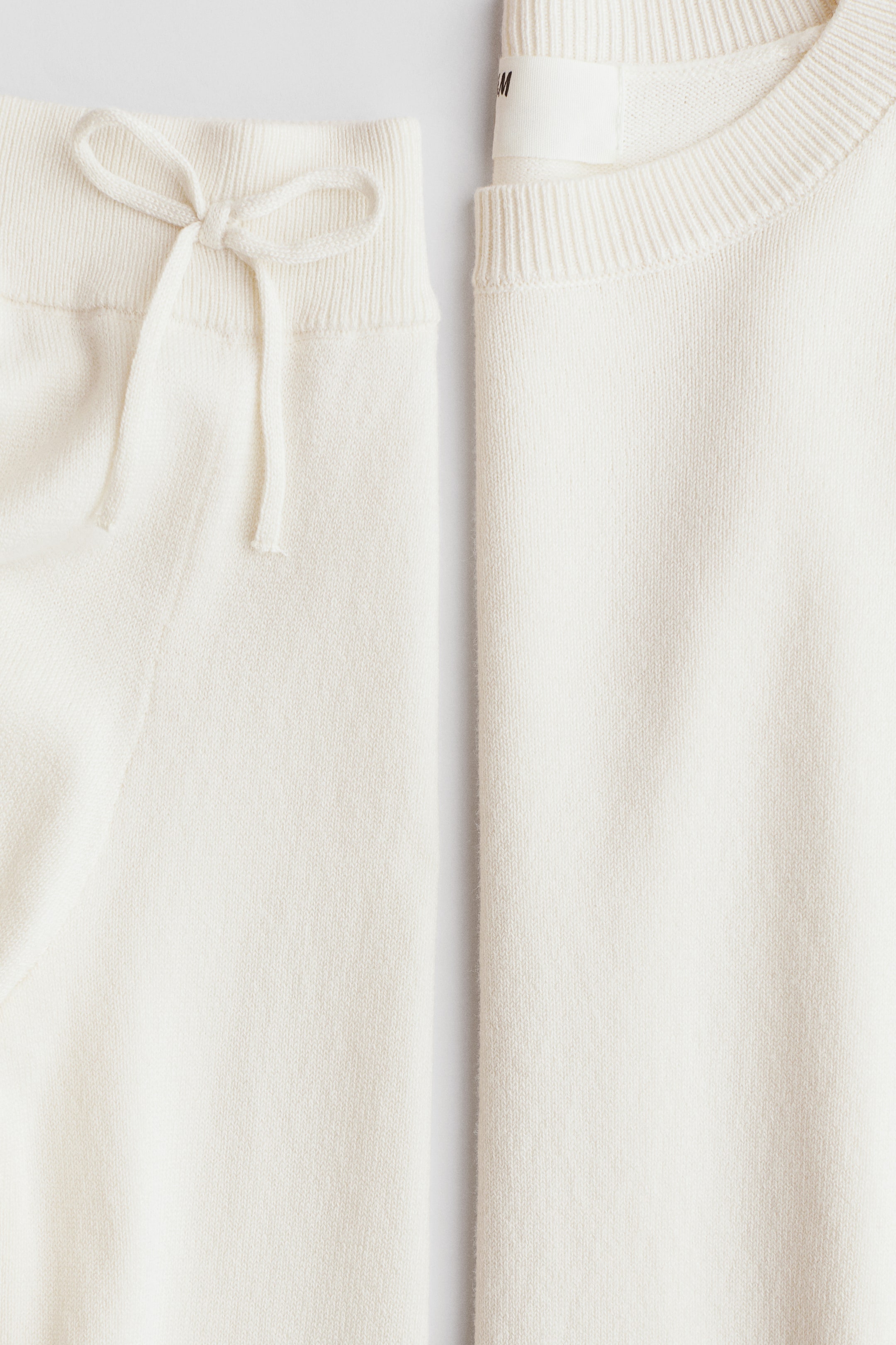 Ampliar la imagen: Conjunto de 2 piezas en tejido fino - Crema - Kids | H&M MX 3