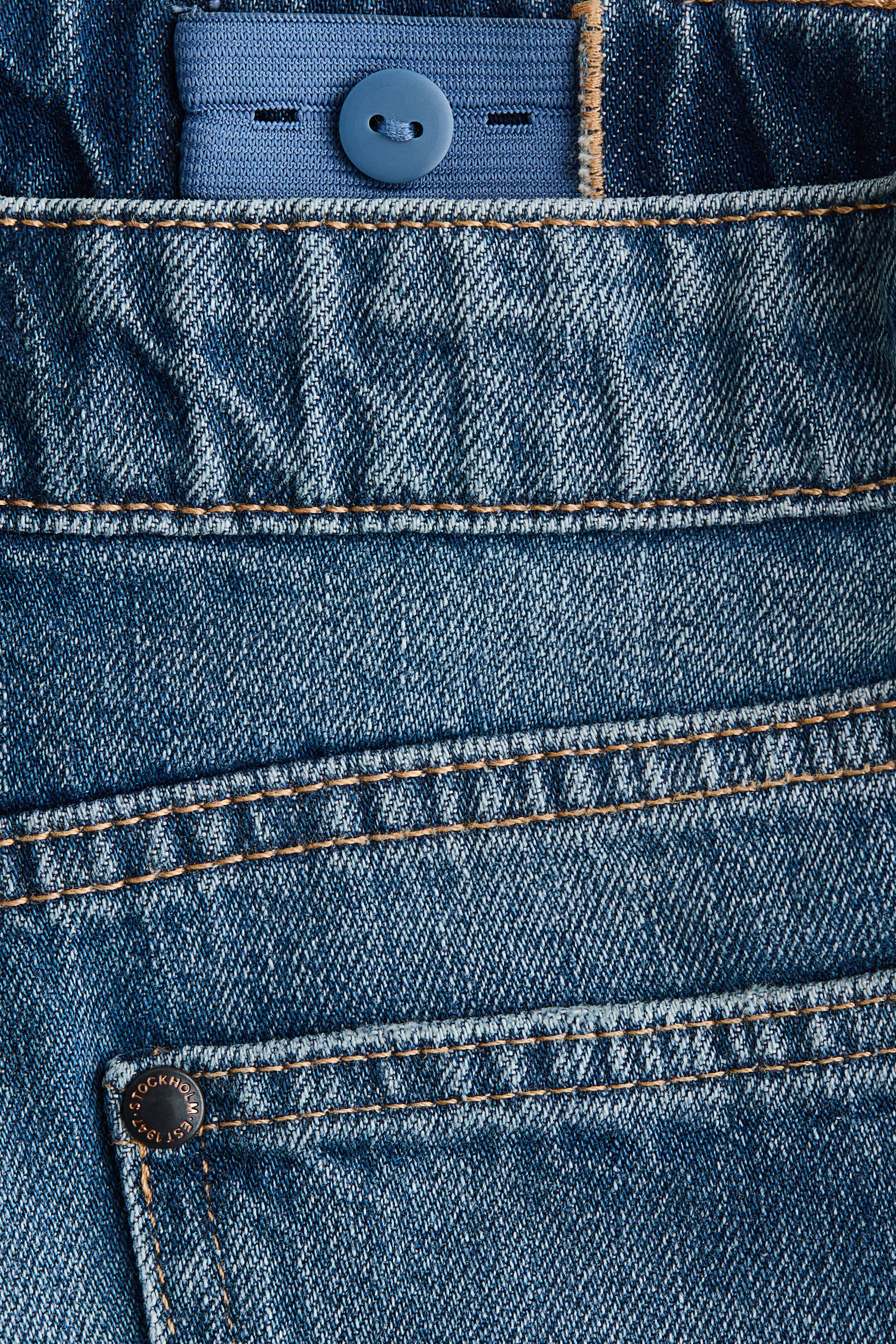Loose-Fit Bootcut Leg Jeans