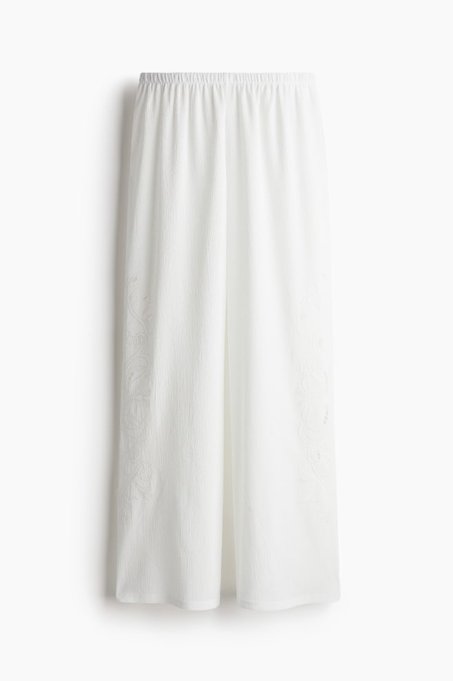 Weite Hose mit Broderie Anglaise - Cremefarben - 1