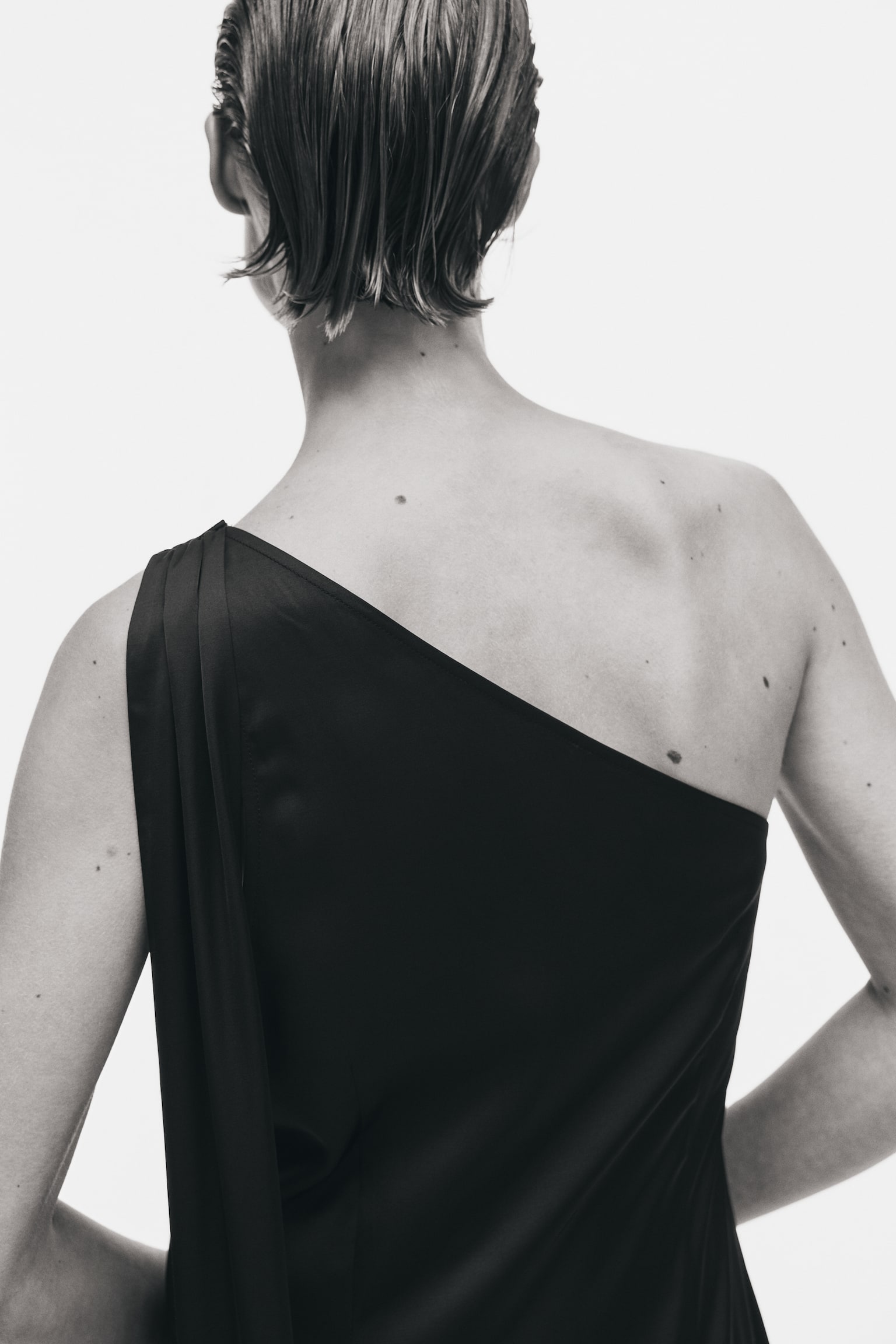 Scarf-detail satin dress - Black/Black/Spotted - 6