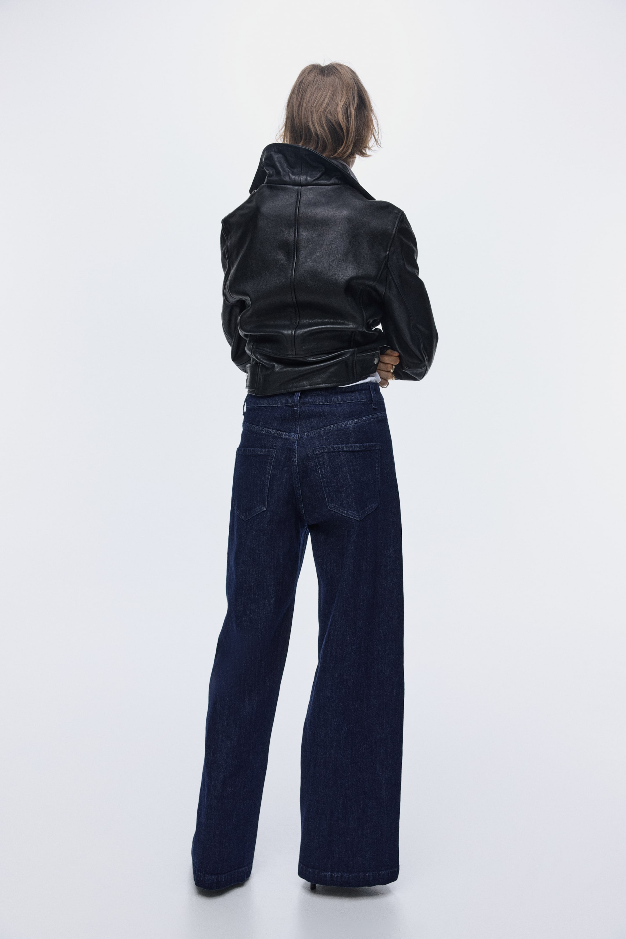 View larger image: Wide High Jeans - Dark denim blue - Ladies | H&M IN 3