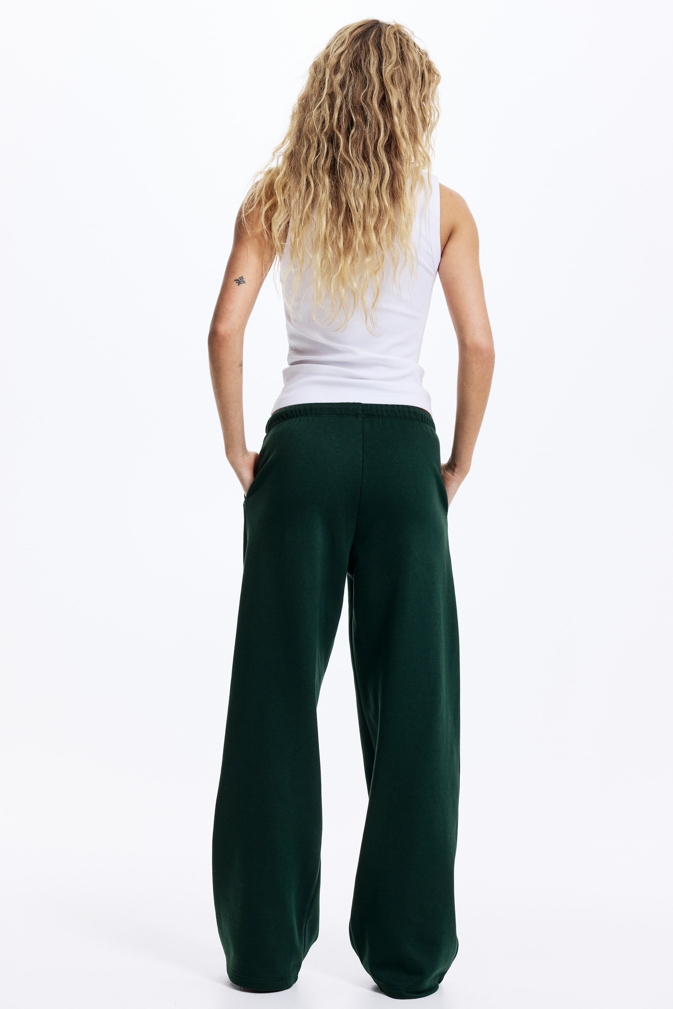 View larger image: Wide-leg Joggers - Dark green - Ladies | H&M US 4